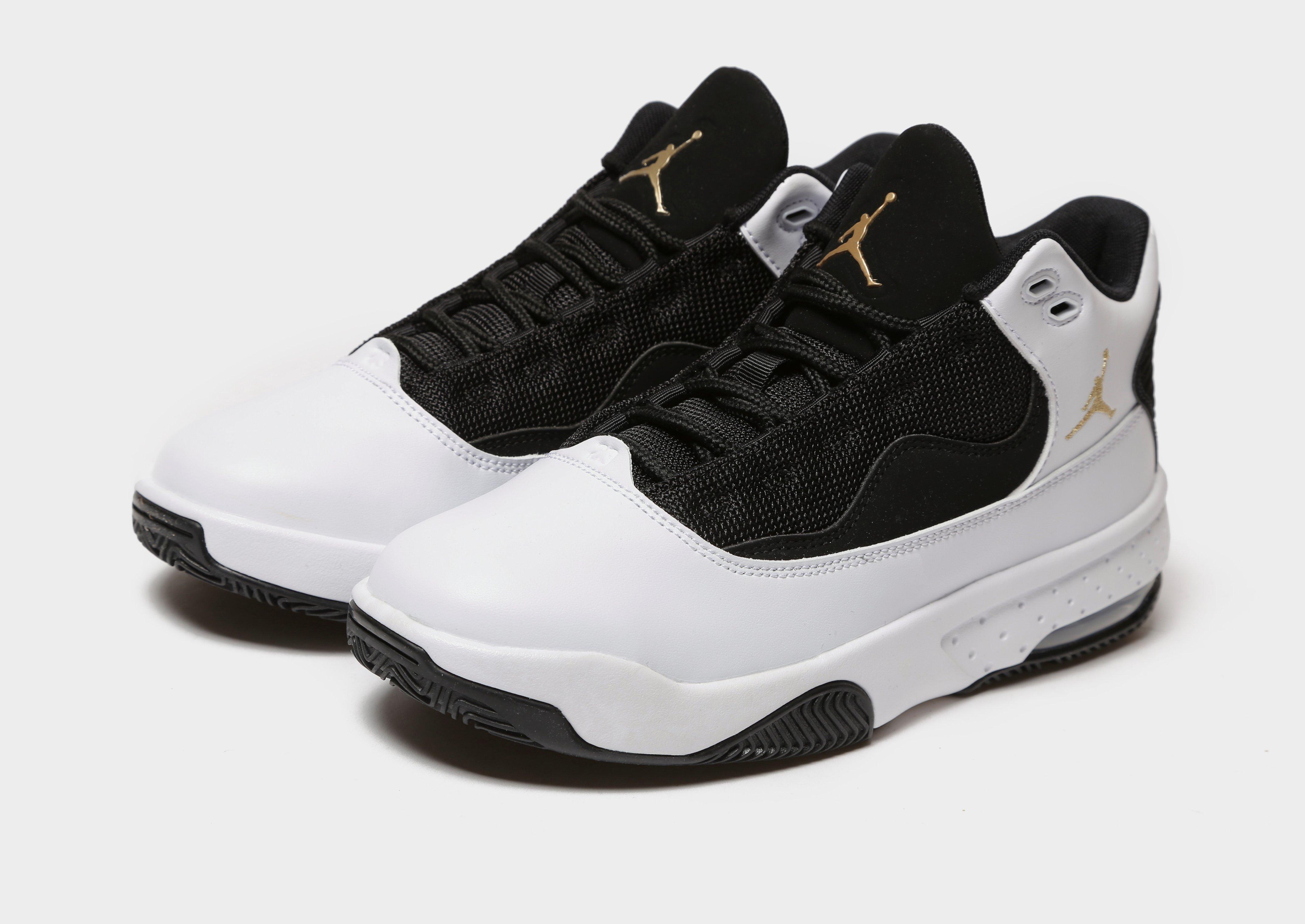 jordan max aura 2 junior