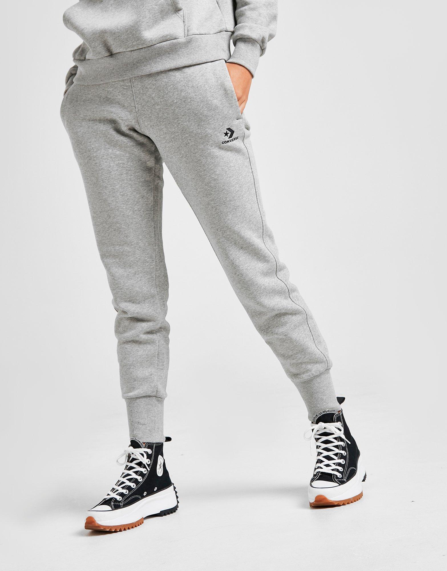 jogger pants with converse