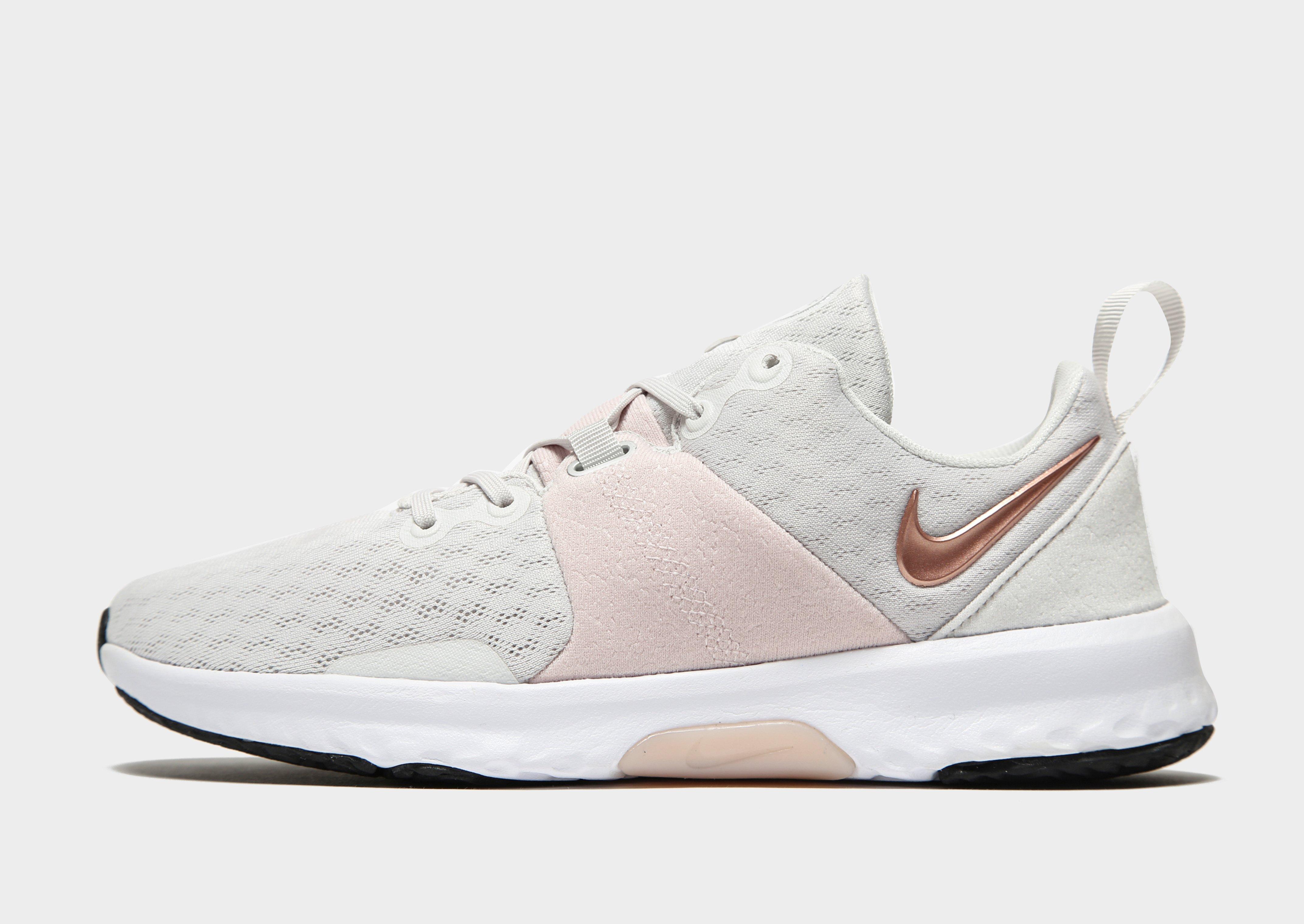 womens nike city trainer reviews