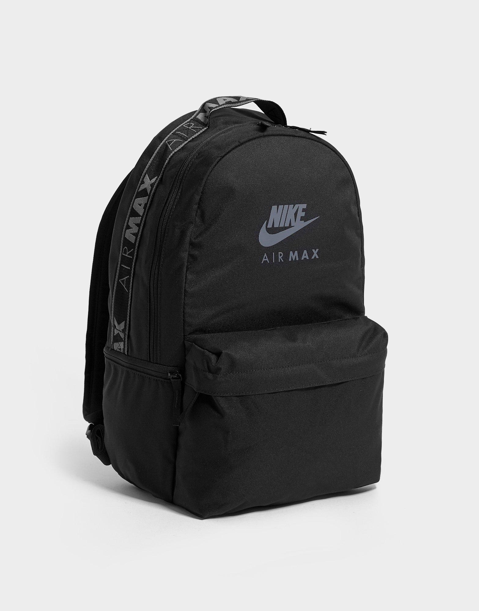 nike air heritage backpack in black