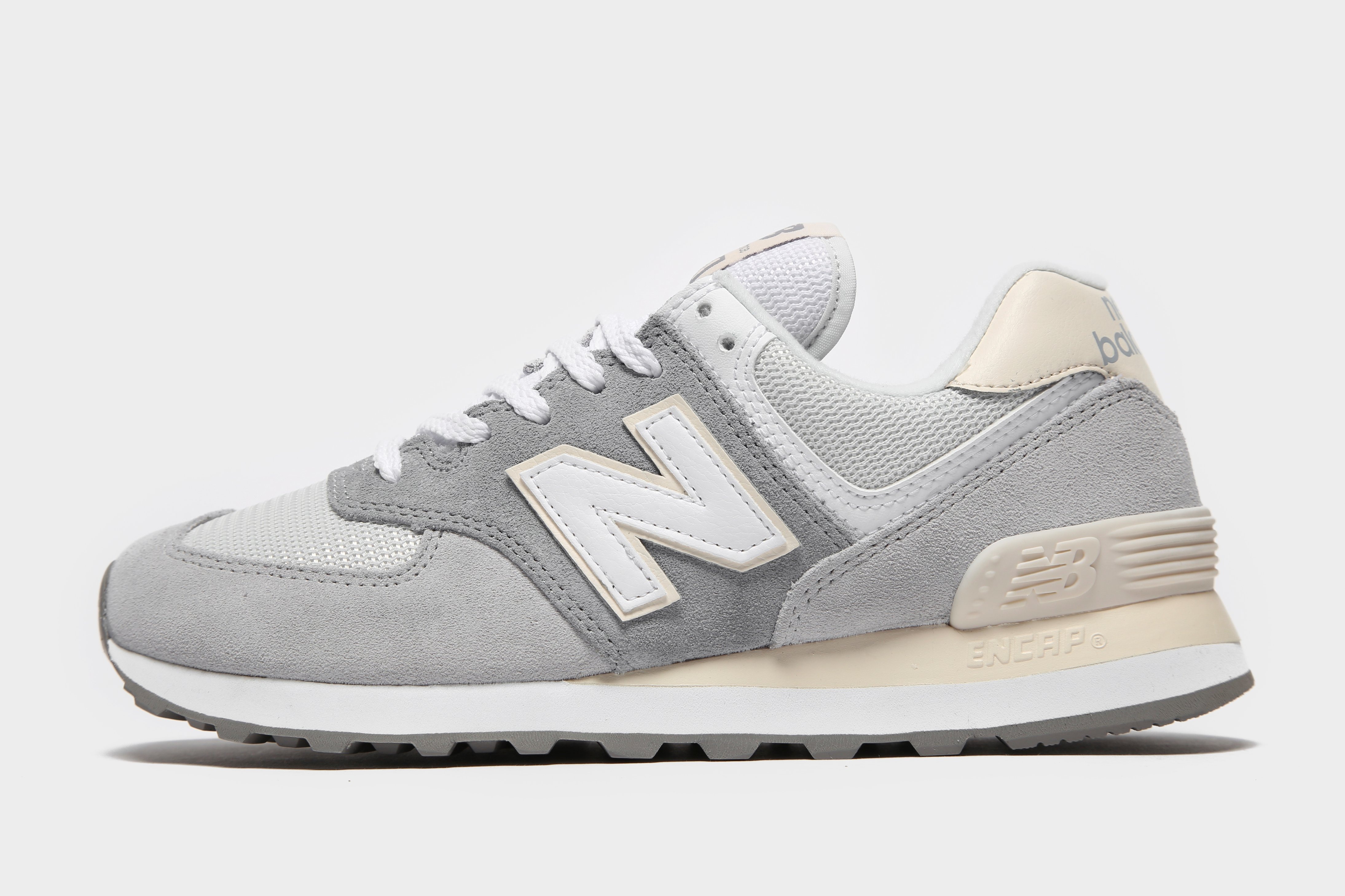 Compra New Balance 574 para mujer en Gris