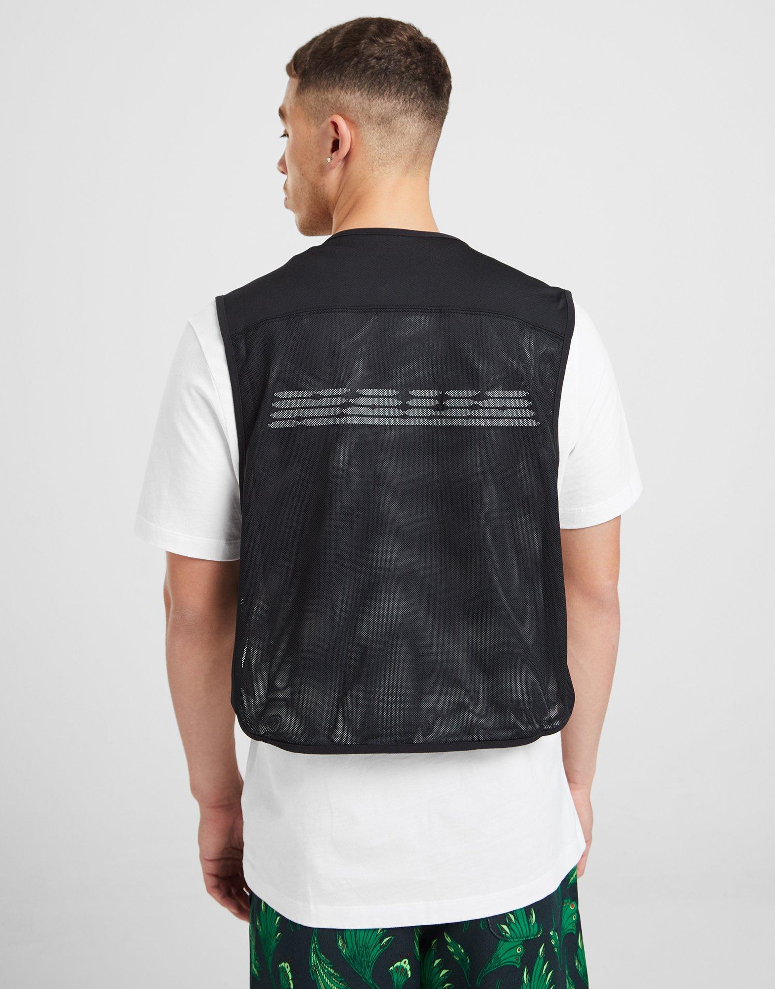 black nike vest