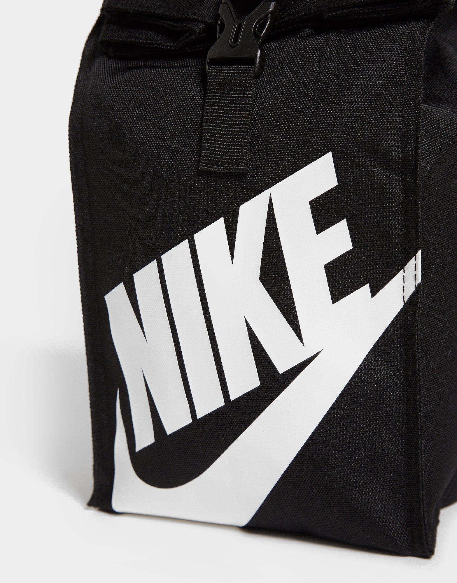 black nike lunch bag