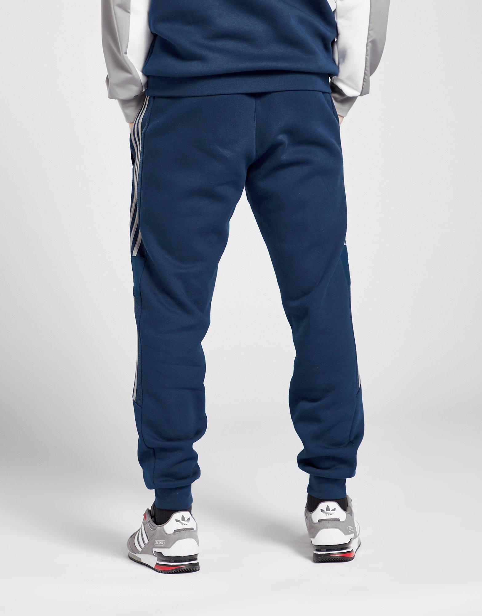 id96 joggers