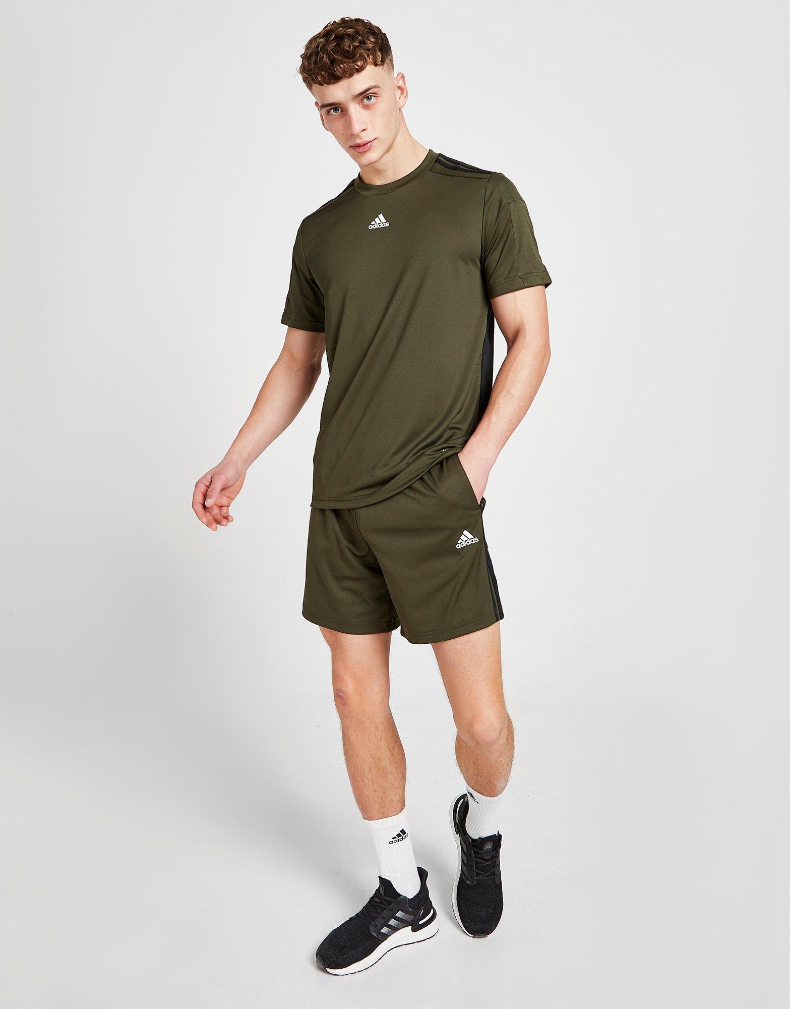adidas matching shirt and shorts