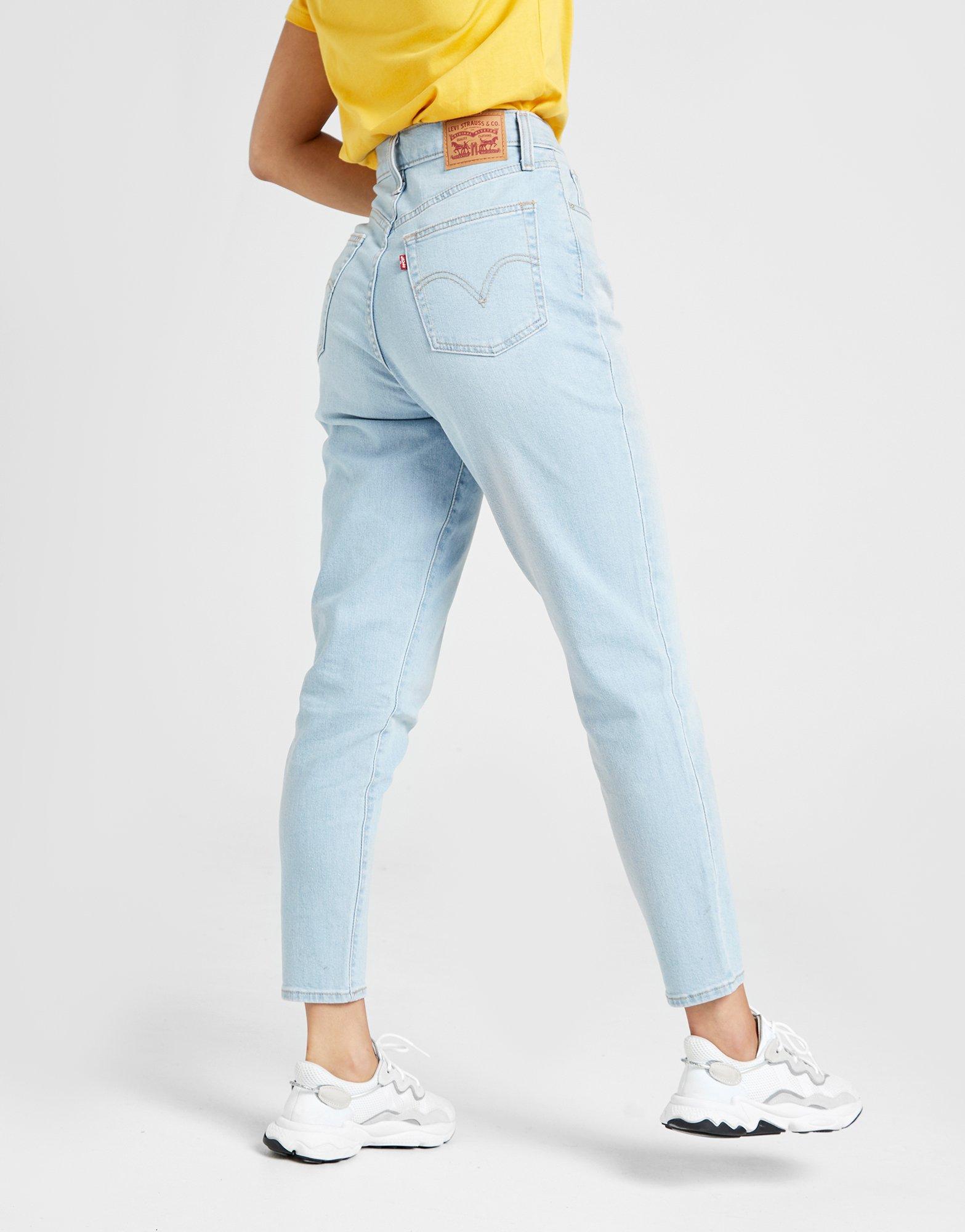mom fit levis