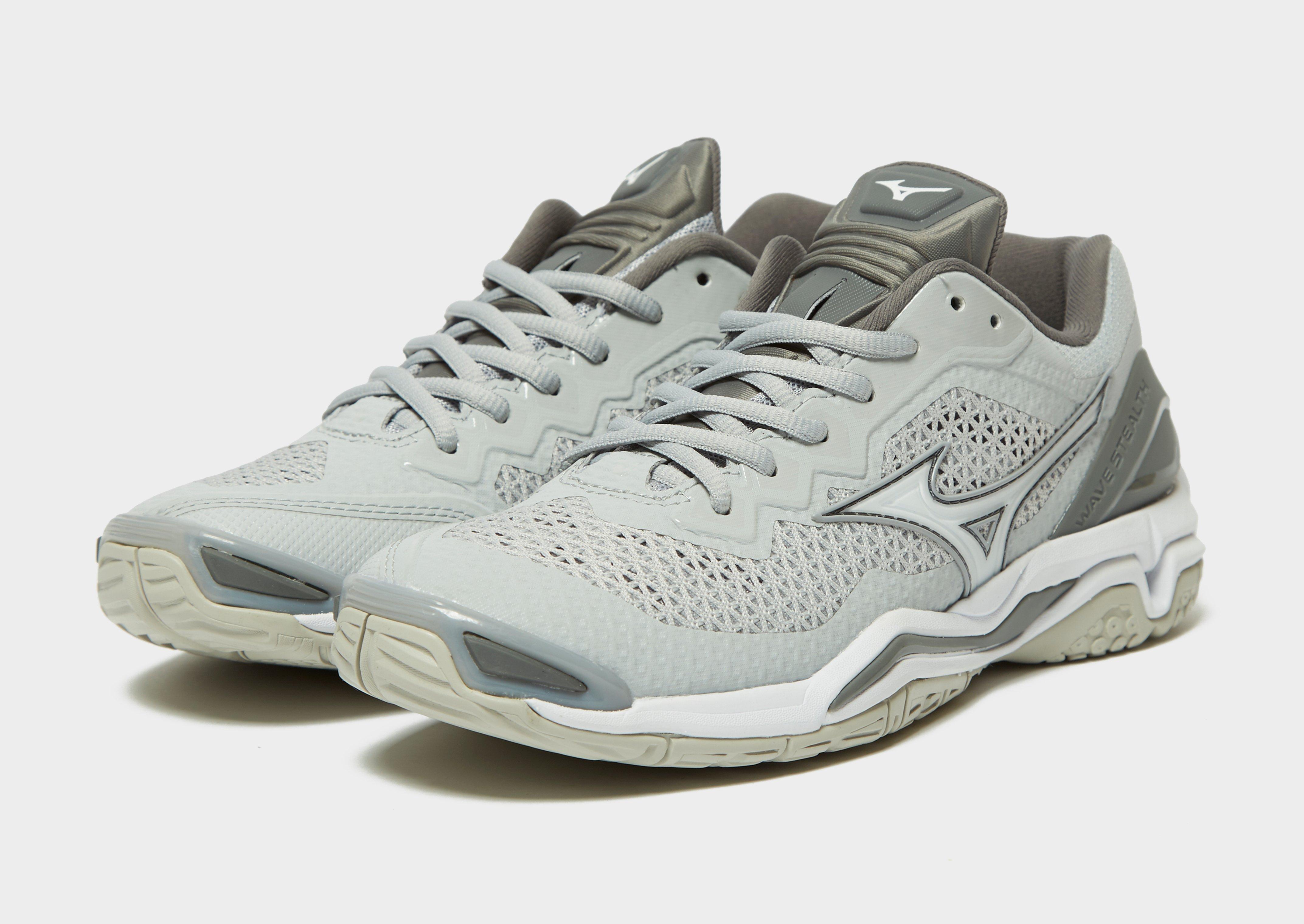mizuno v