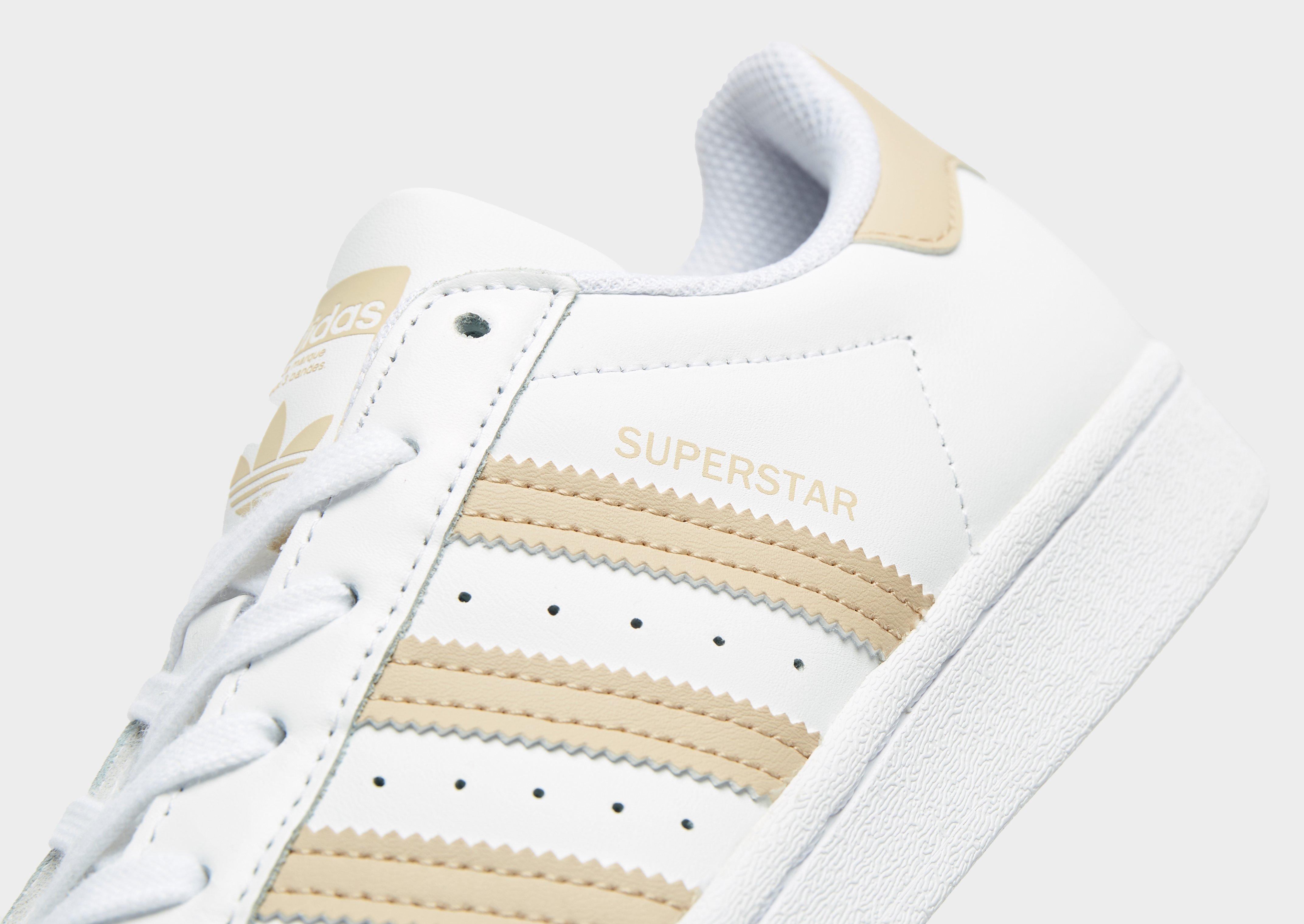 chaussure superstar femme