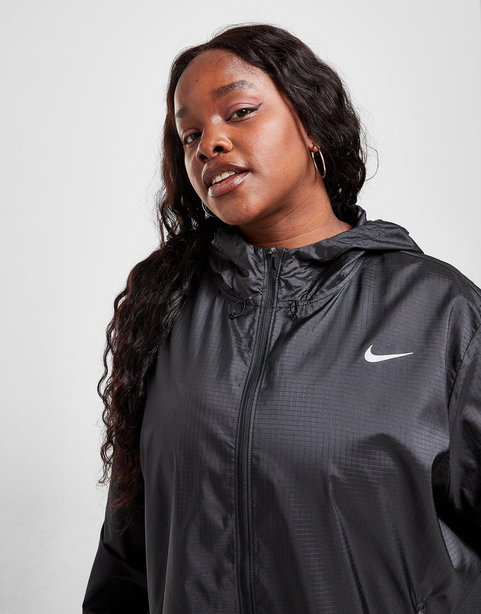 Nike Essential Plus Size Jacket
