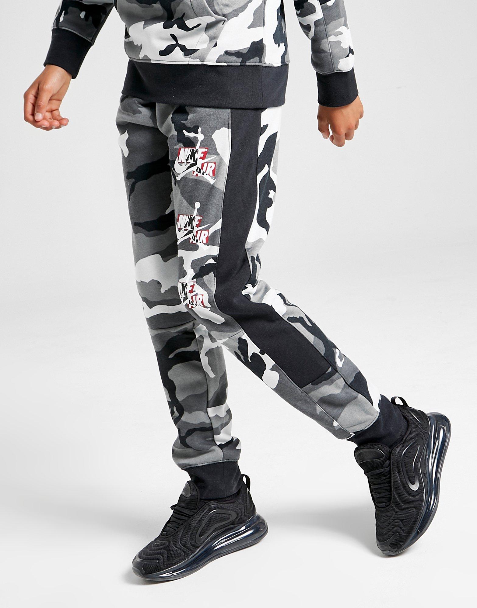 jordan camo sweatpants