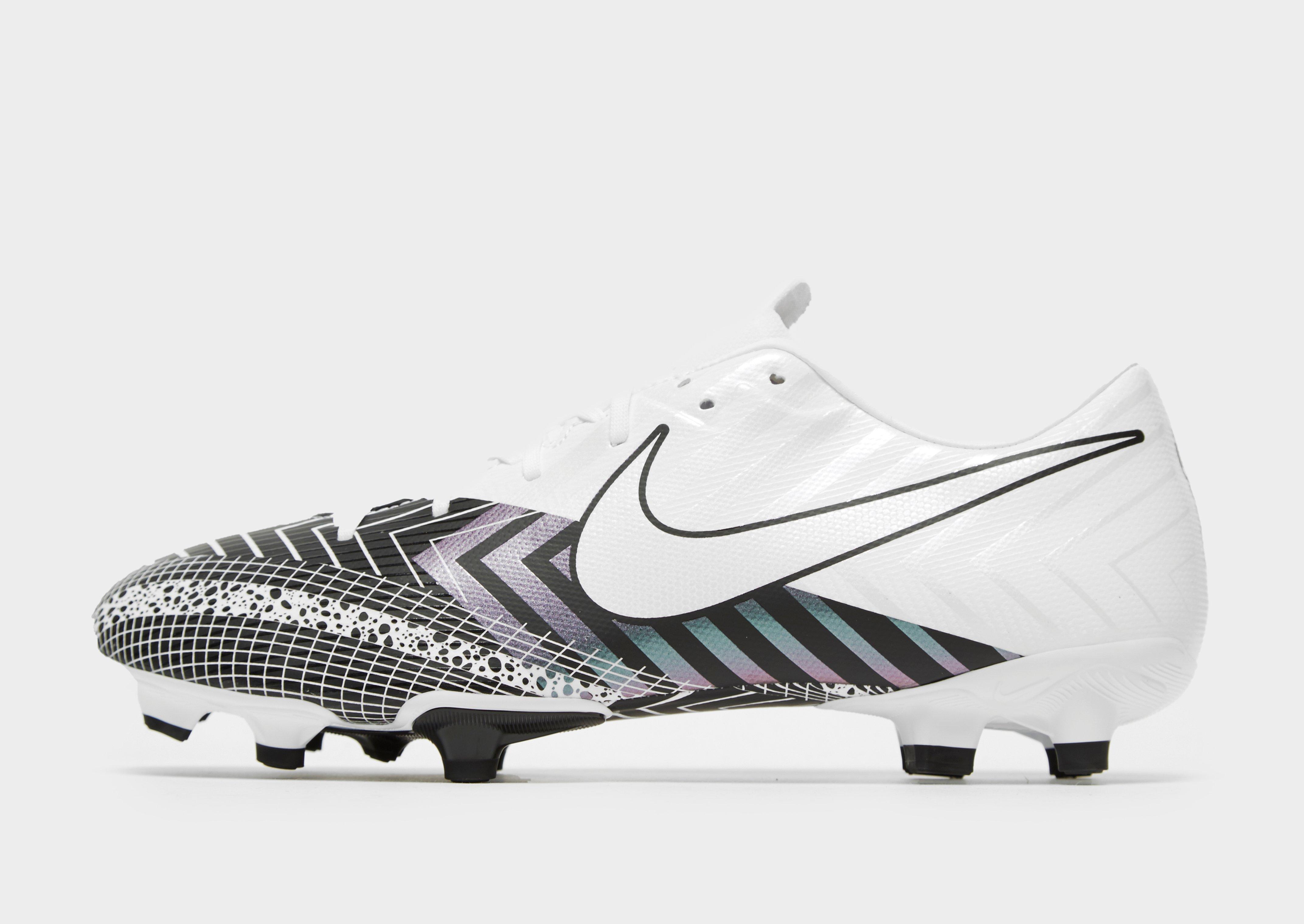 crampons nike mercurial