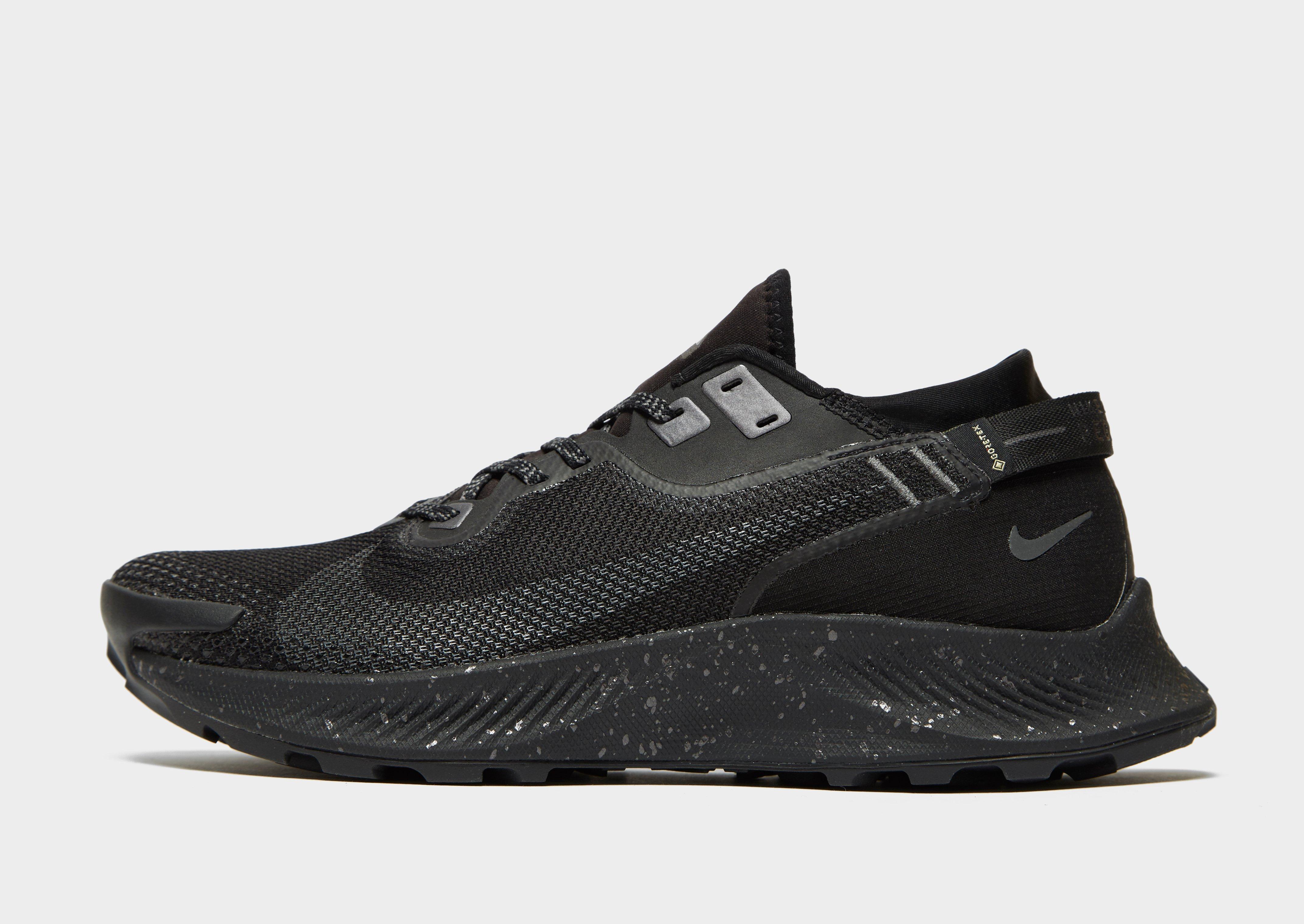 pegasus gore tex black