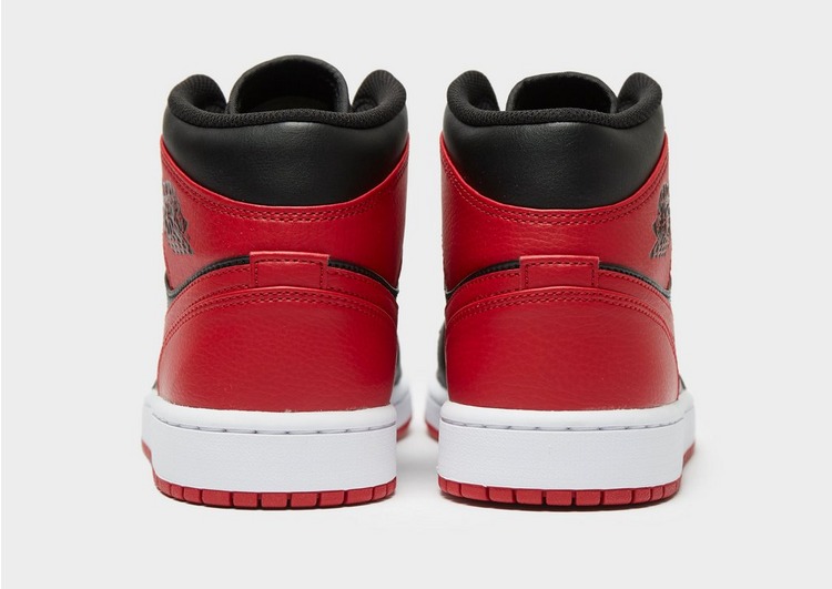 jd sports jordan 1 mid