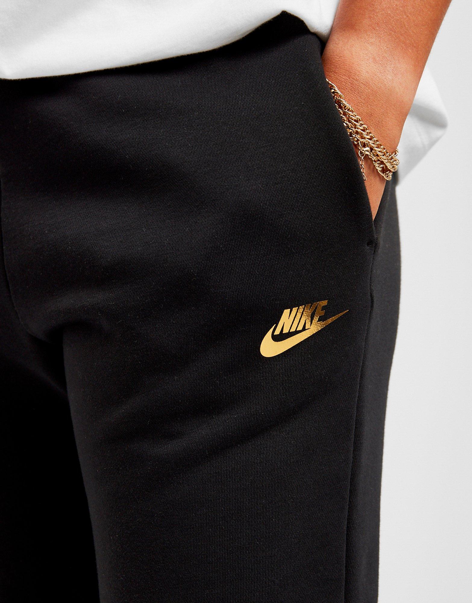 nike futura joggers