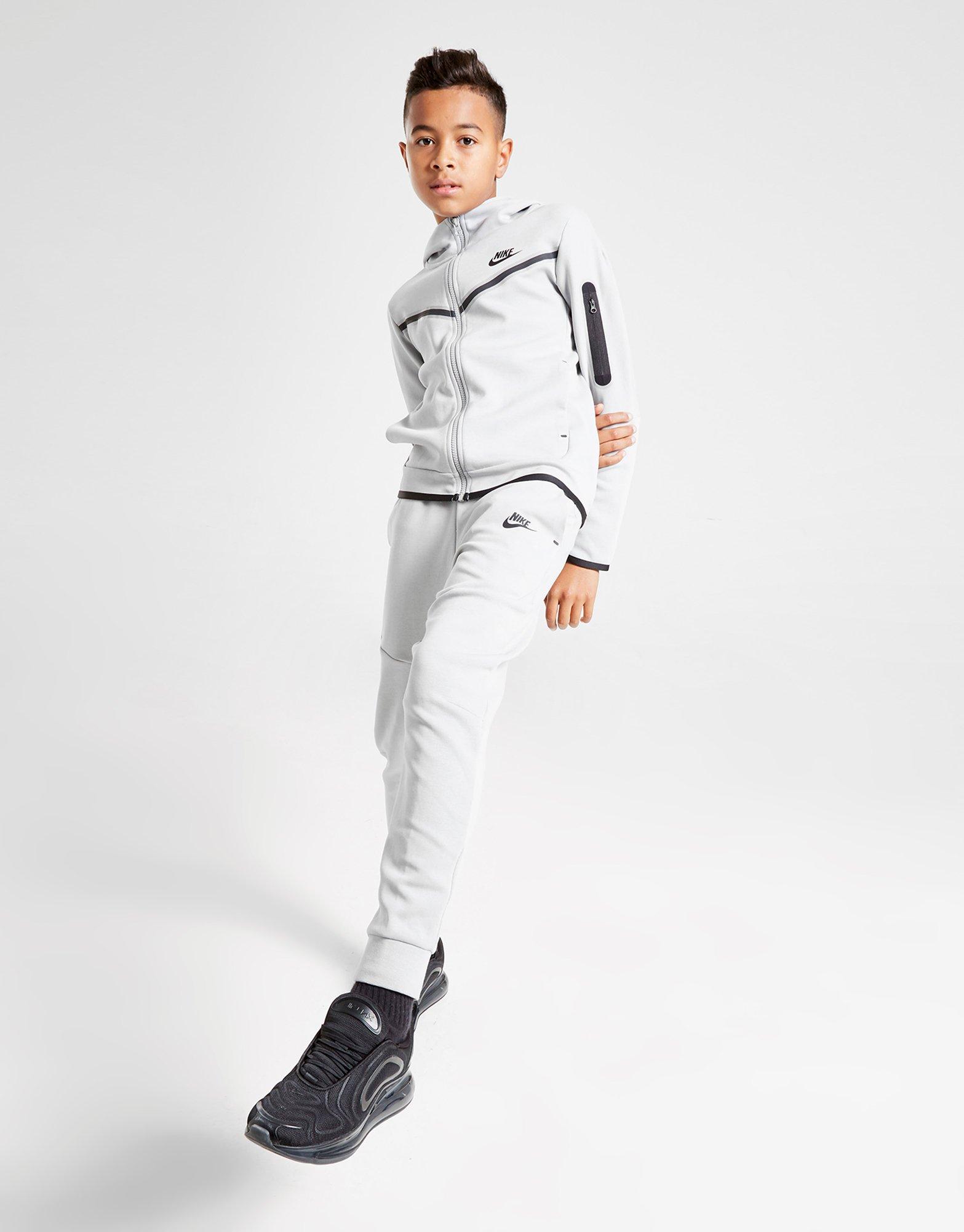 Grey Nike Tech Fleece Hoodie Junior 