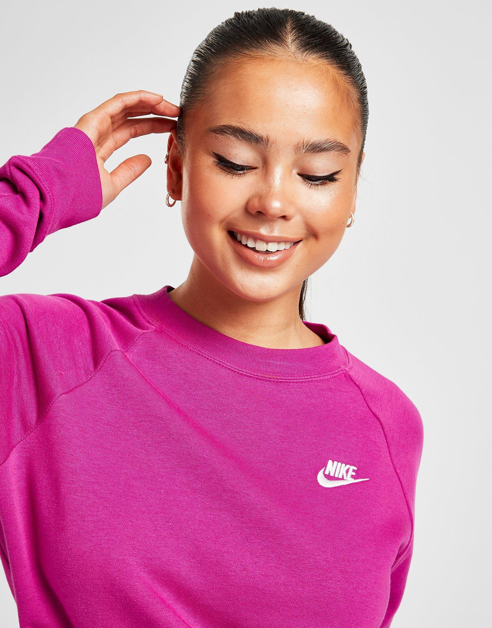 nike essential crew sweatshirt