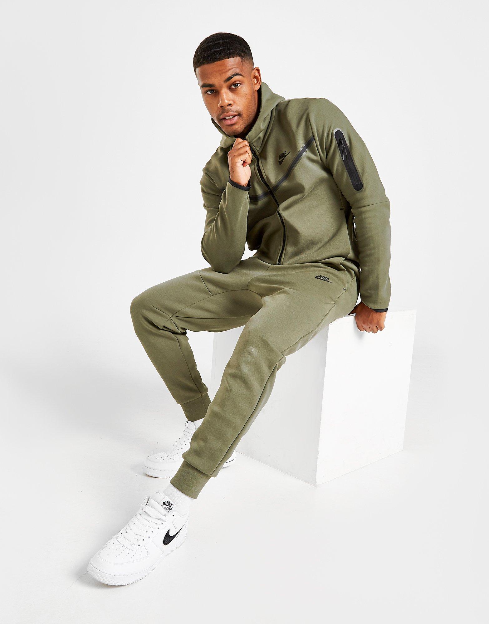 nike tech fleece khaki