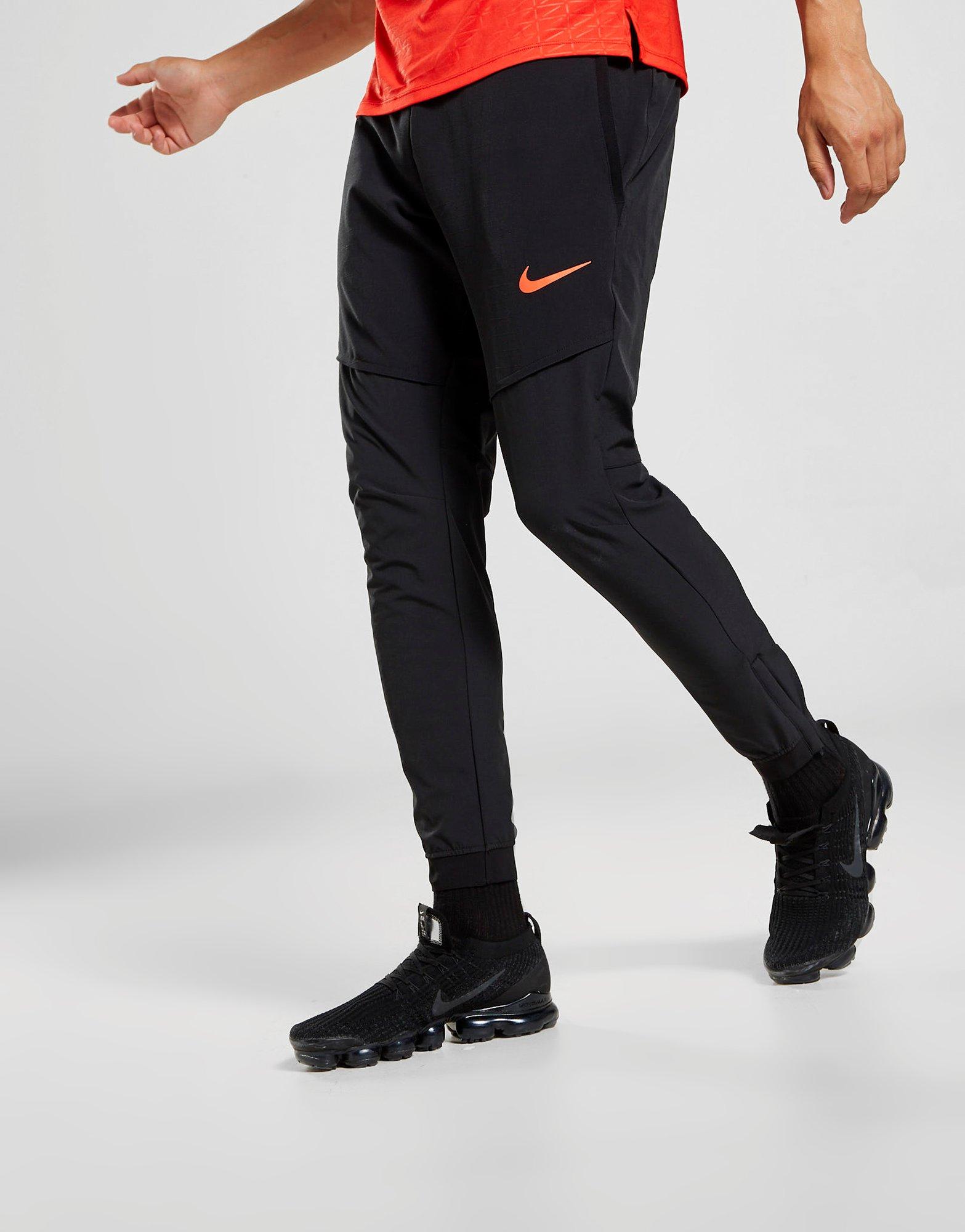 pantaloni nike pro