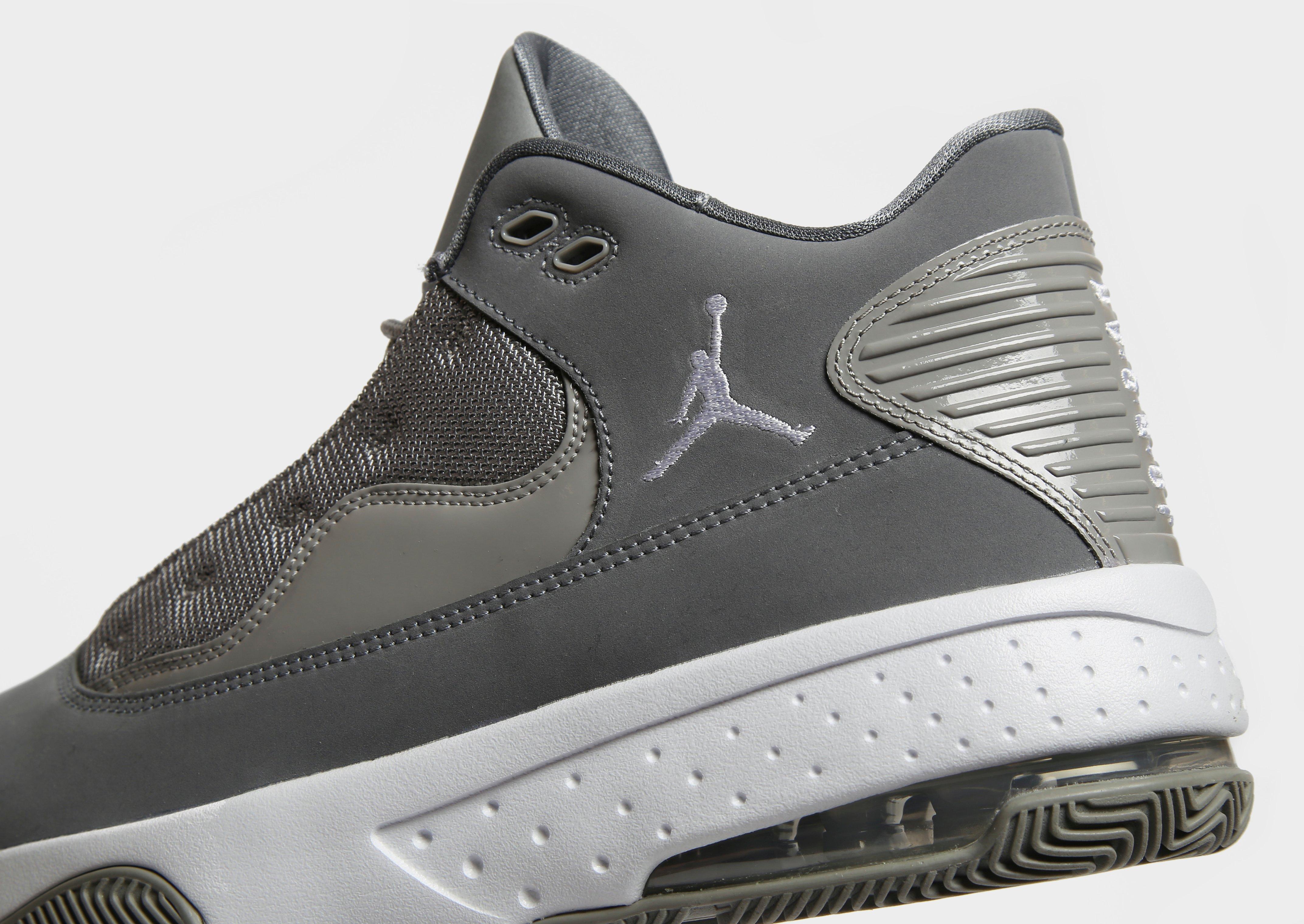 jordan max aura 2 grey