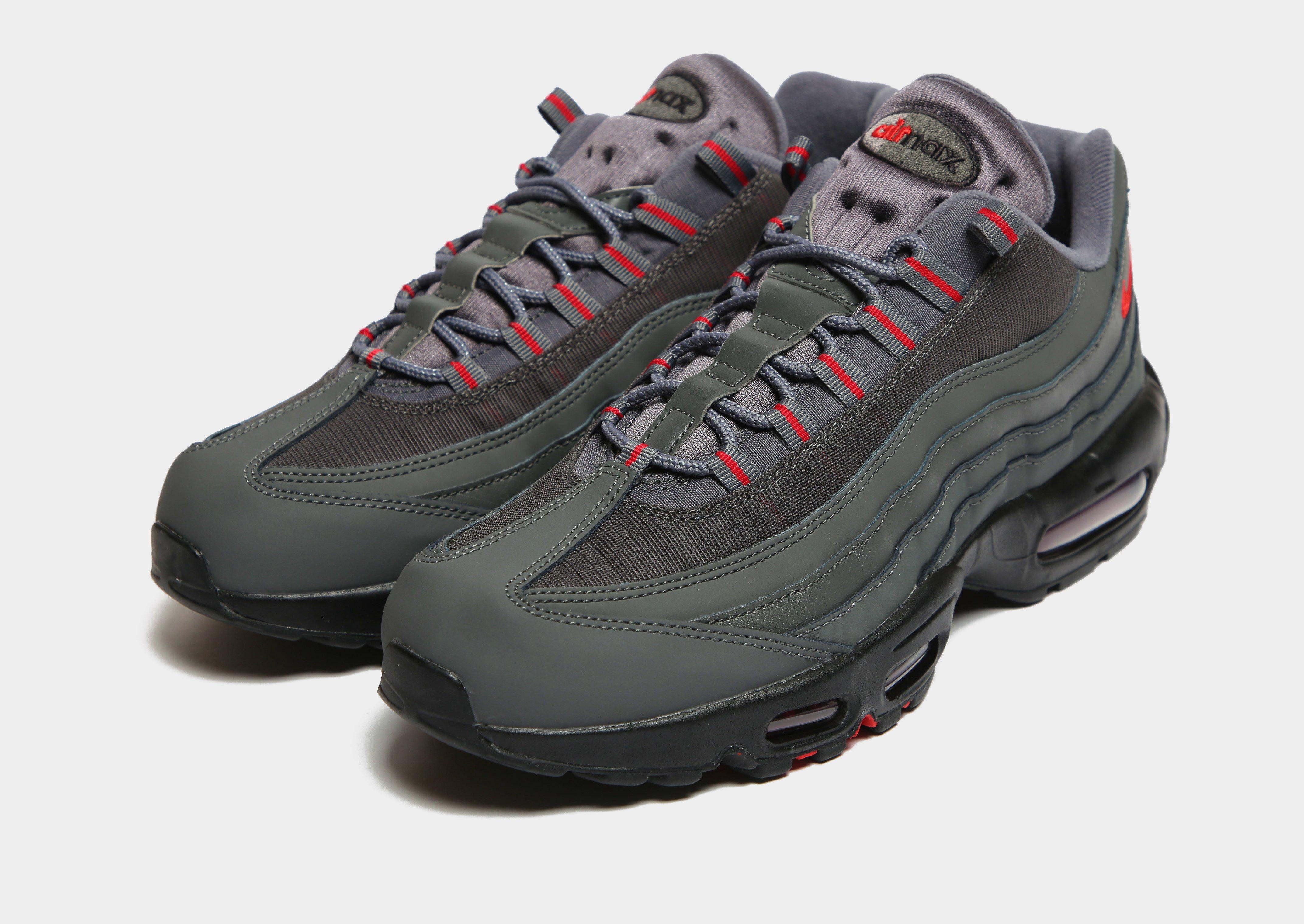 grey and red air max 95
