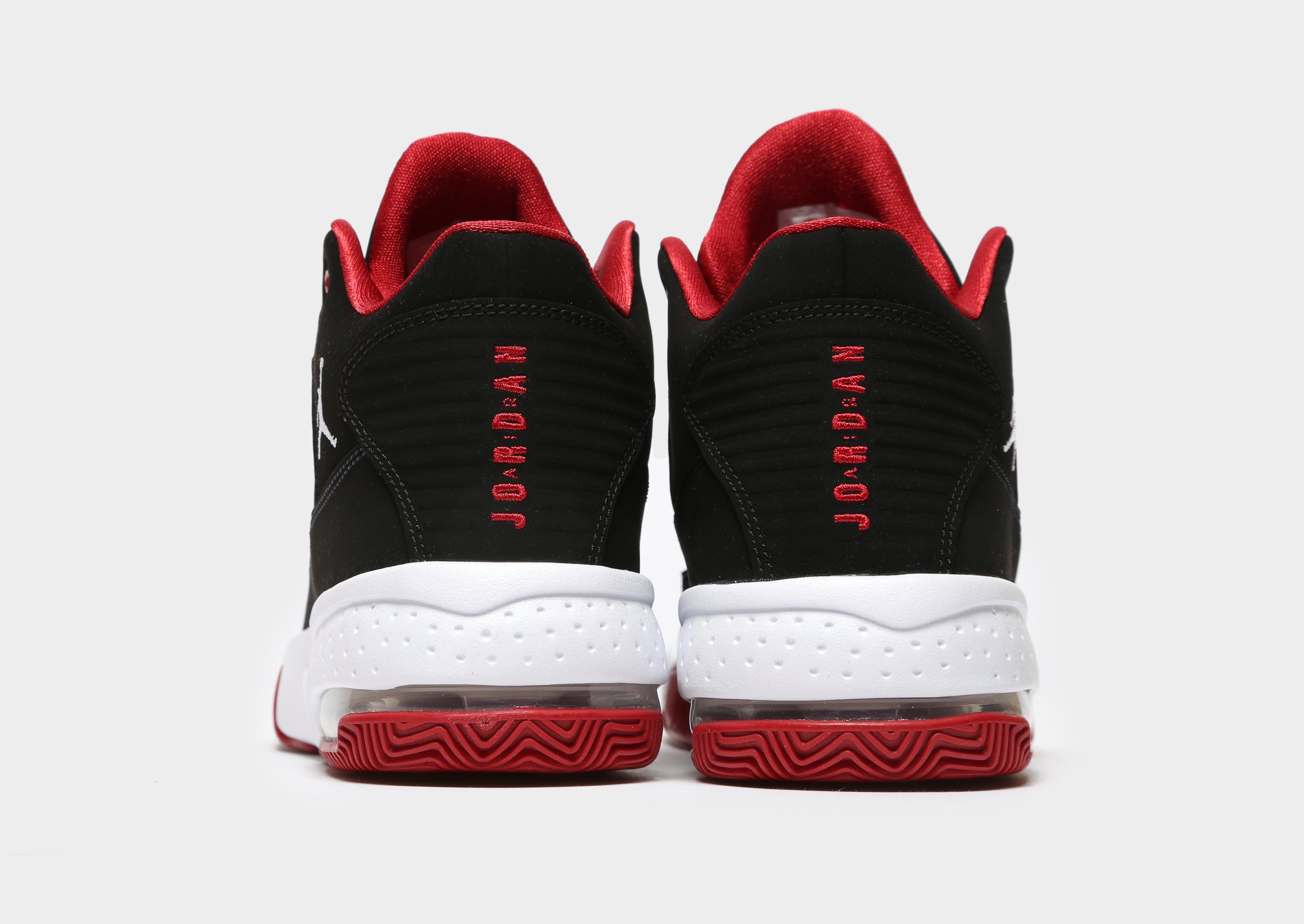 red jordan max aura junior