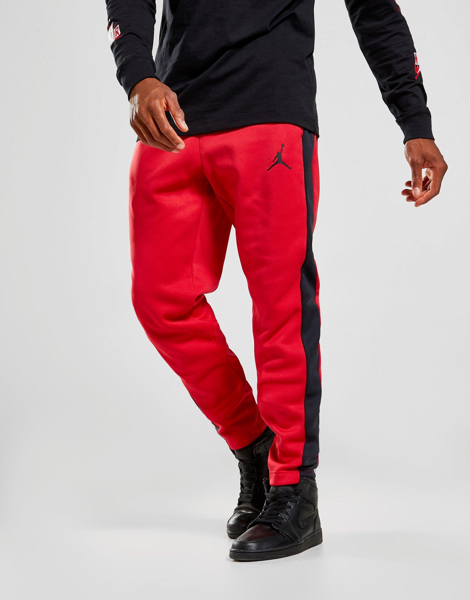 red nike therma pants