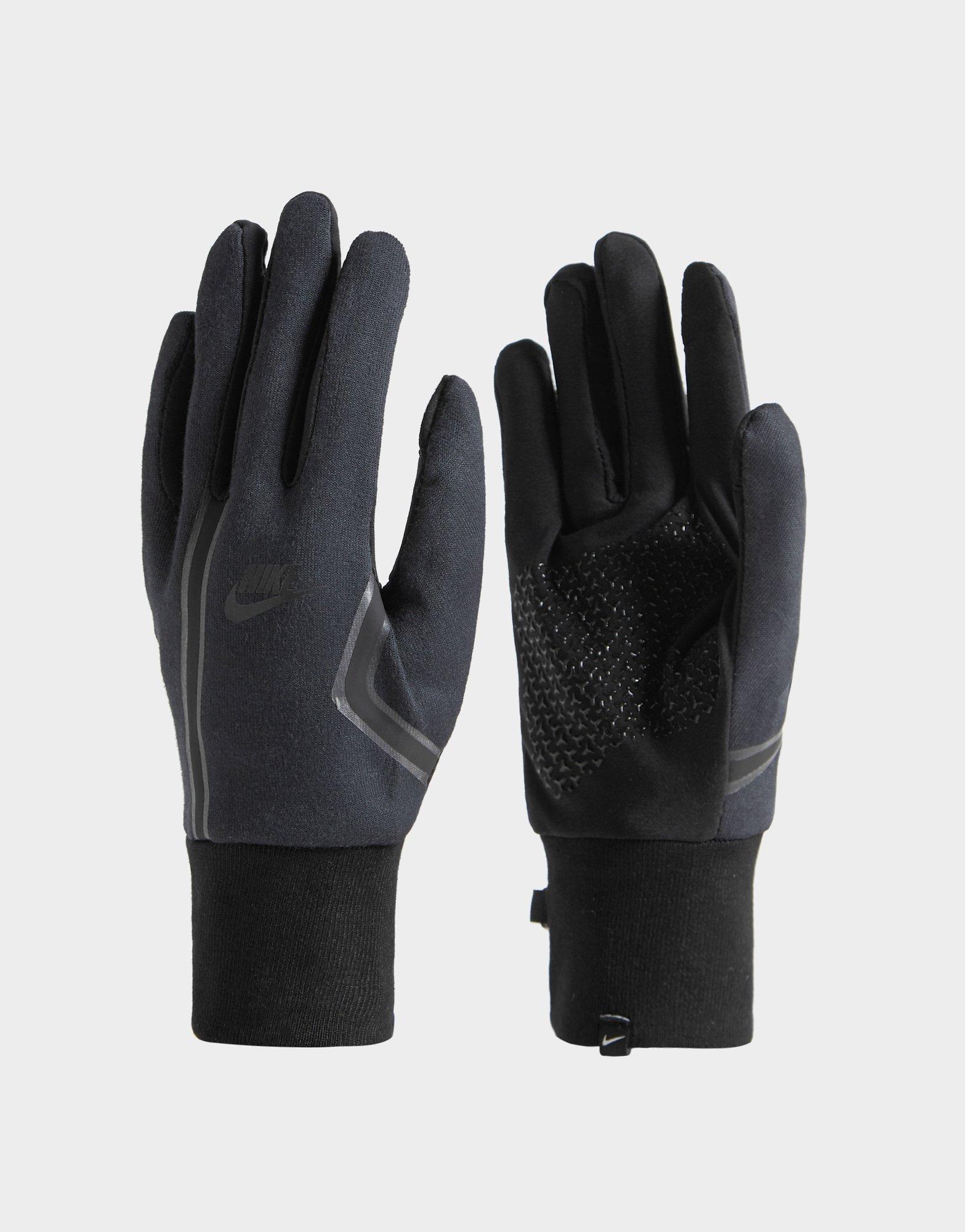 nike tech fleece gloves