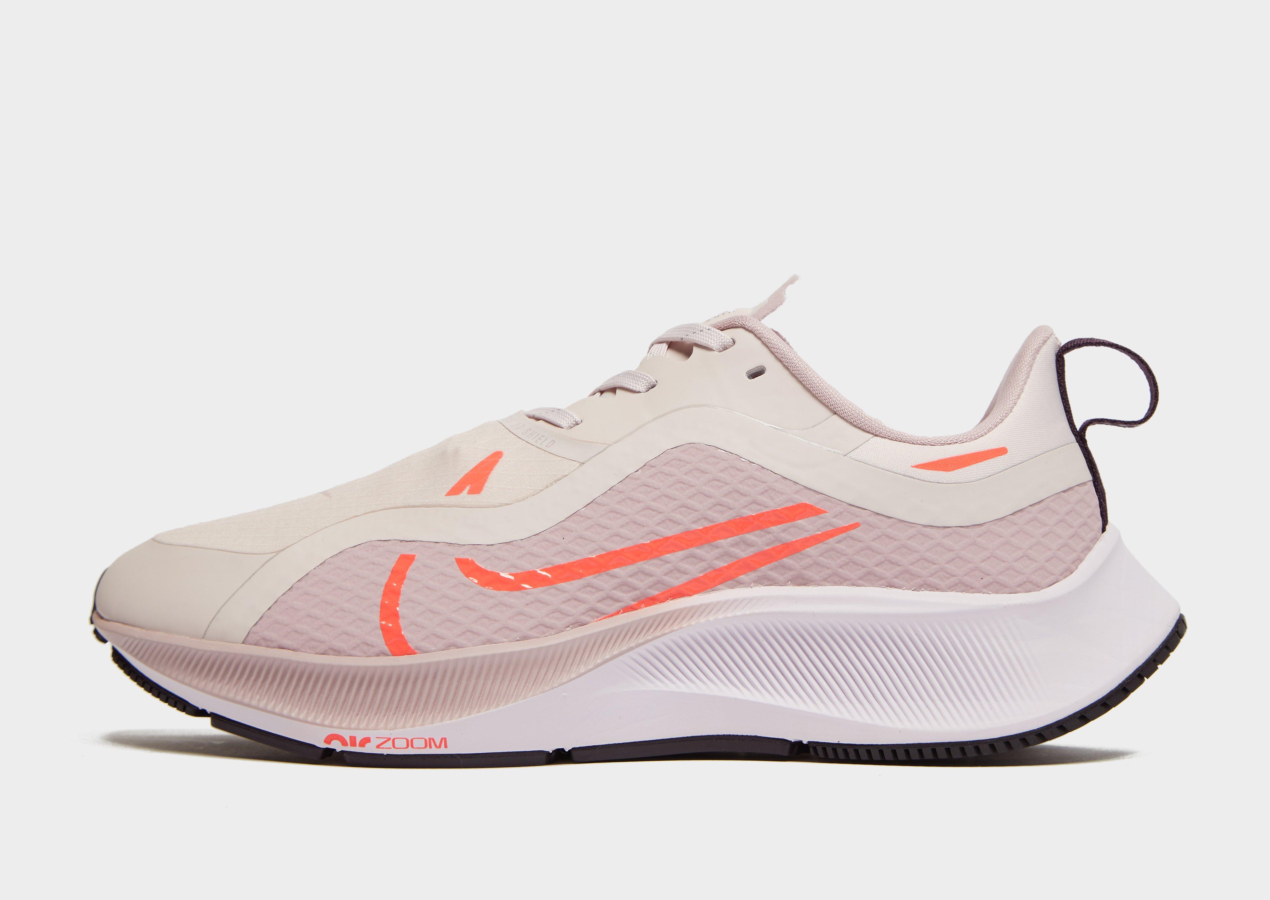 nike pegasus shield women's