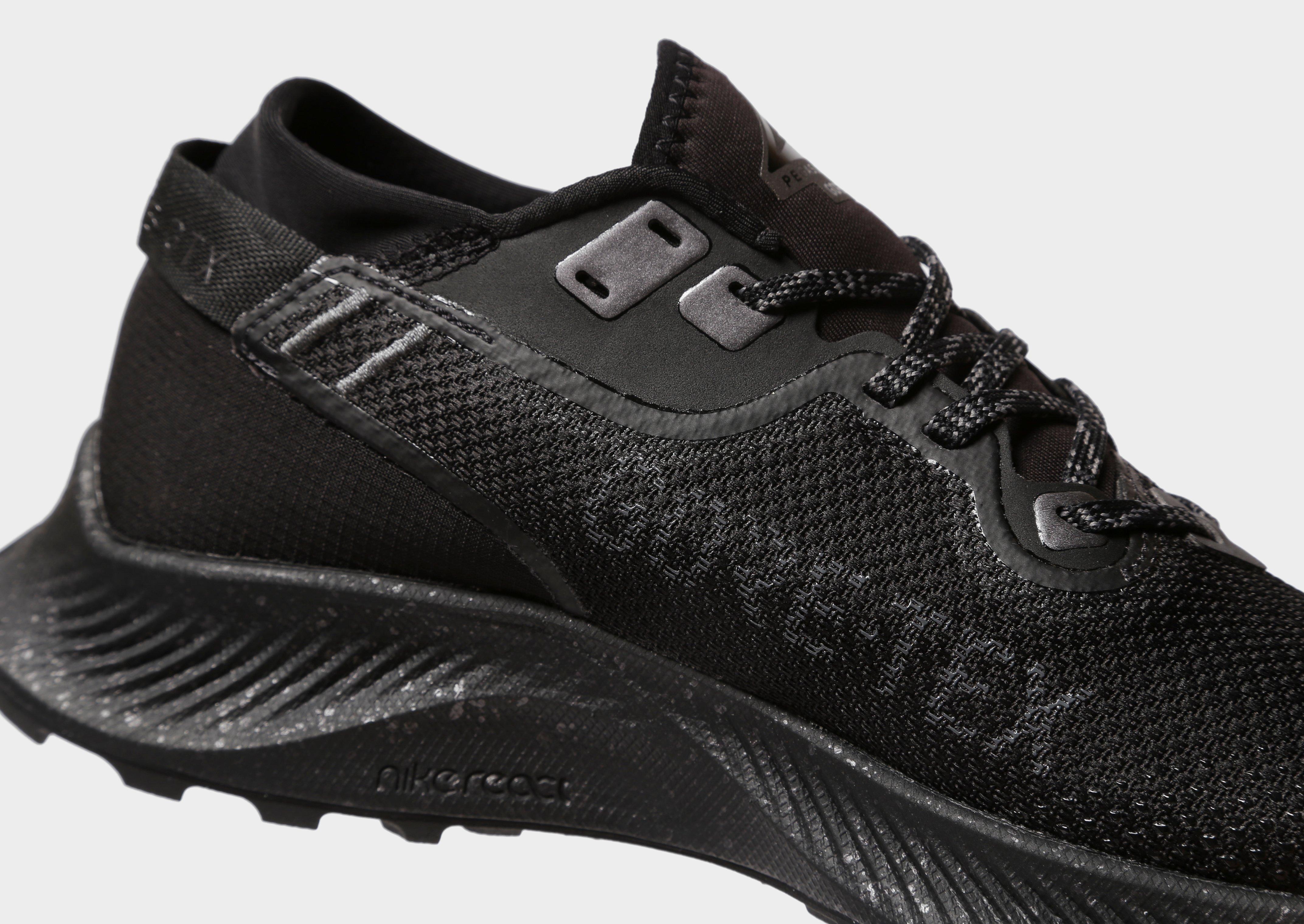 nike hiking shoes womens