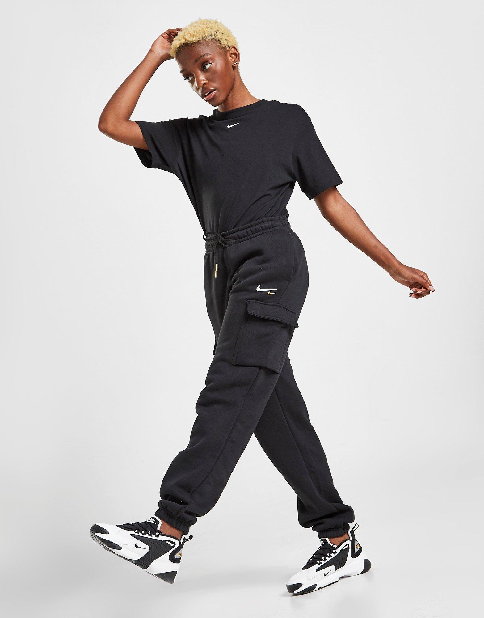 nike swoosh cargo