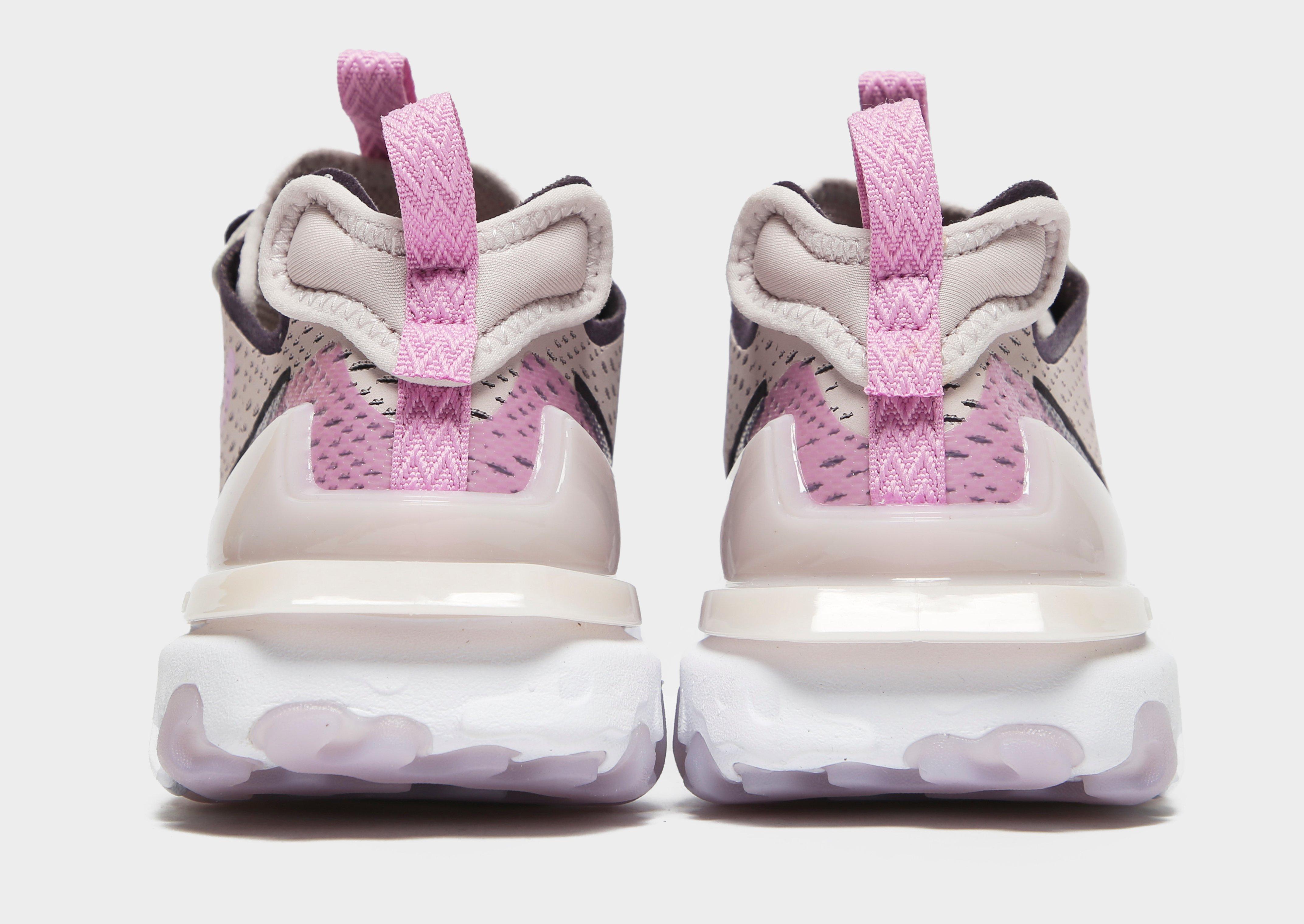 nike baskets react vision femme