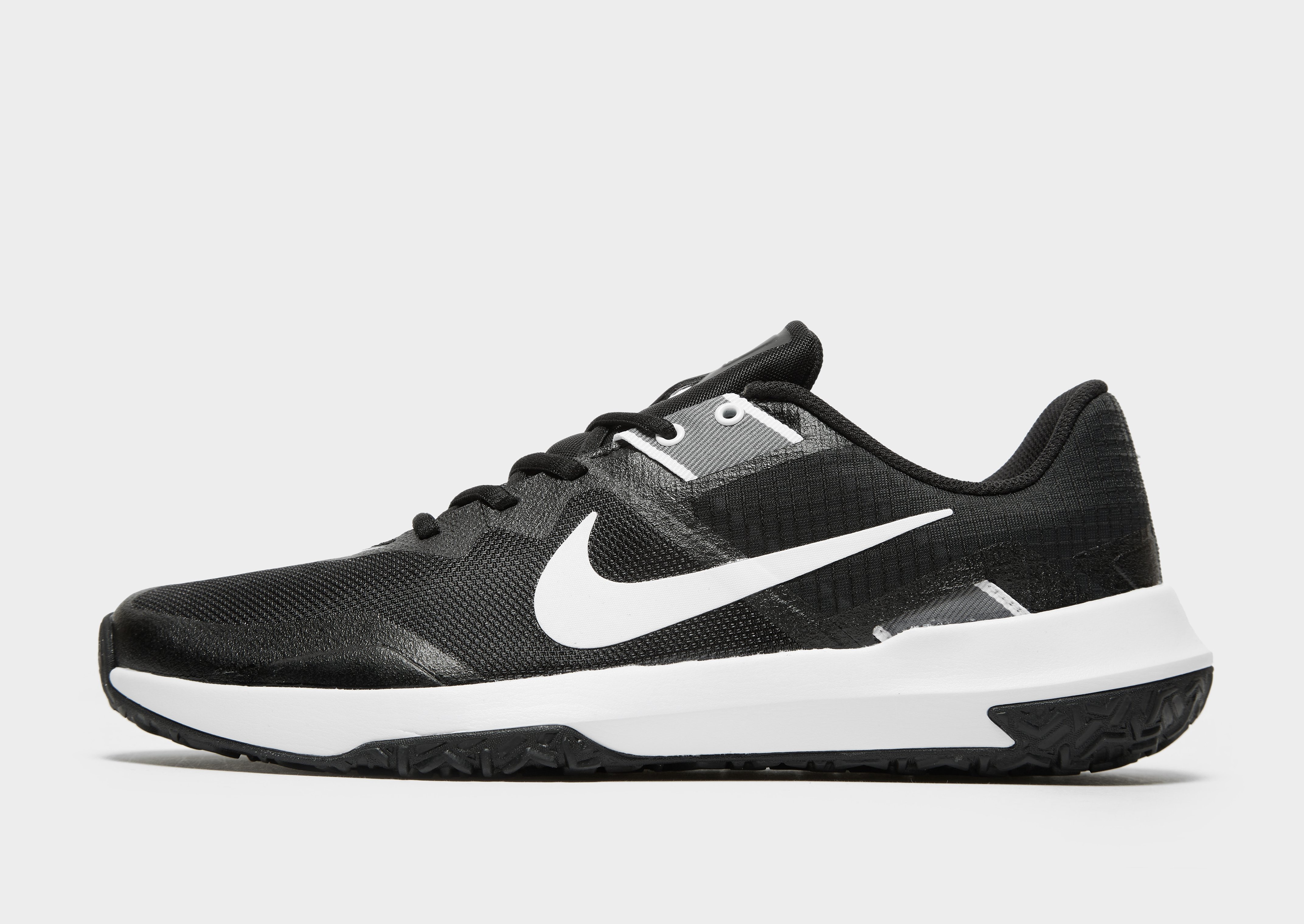 nike varsity tr3