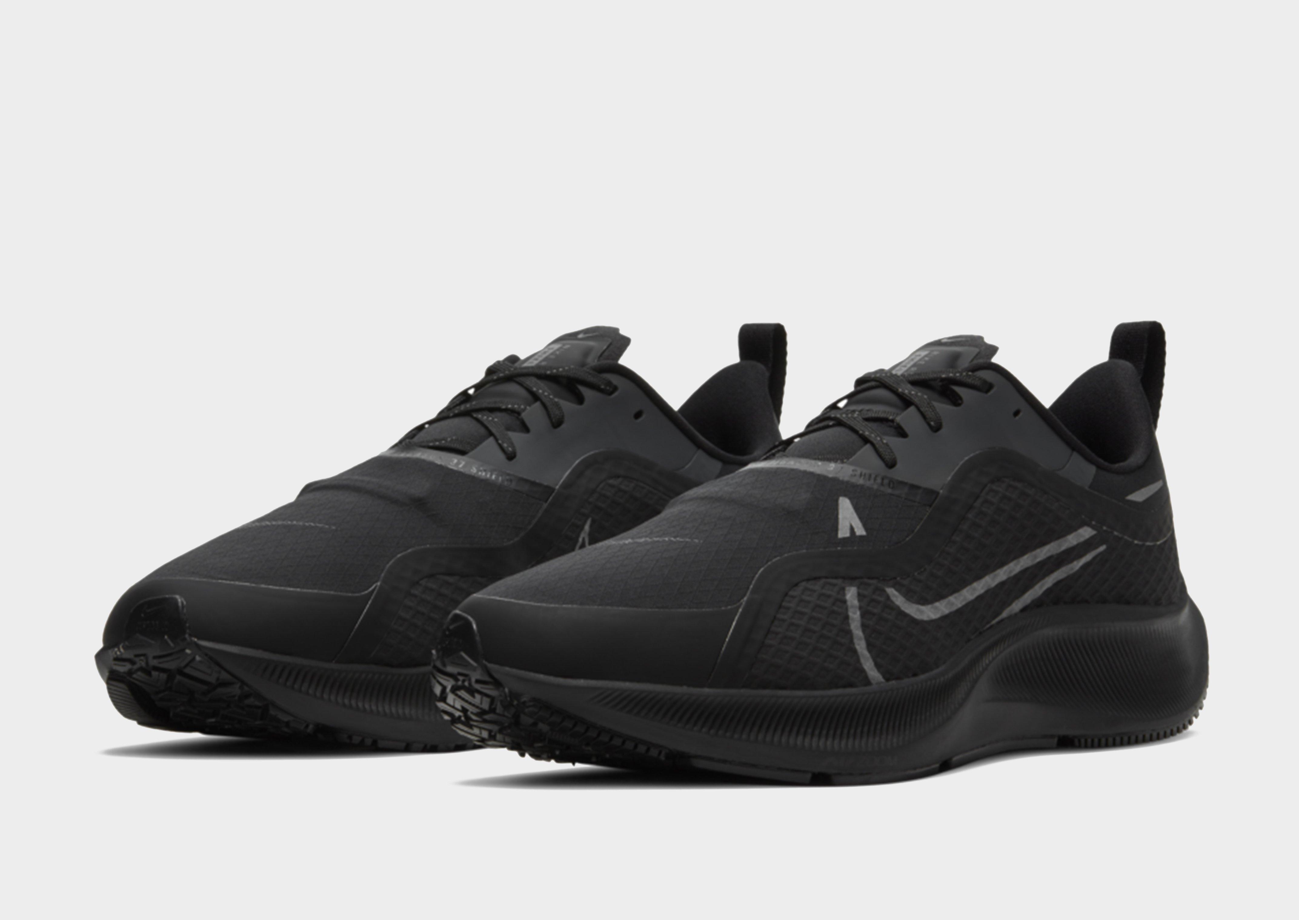 nike pegasus shield black