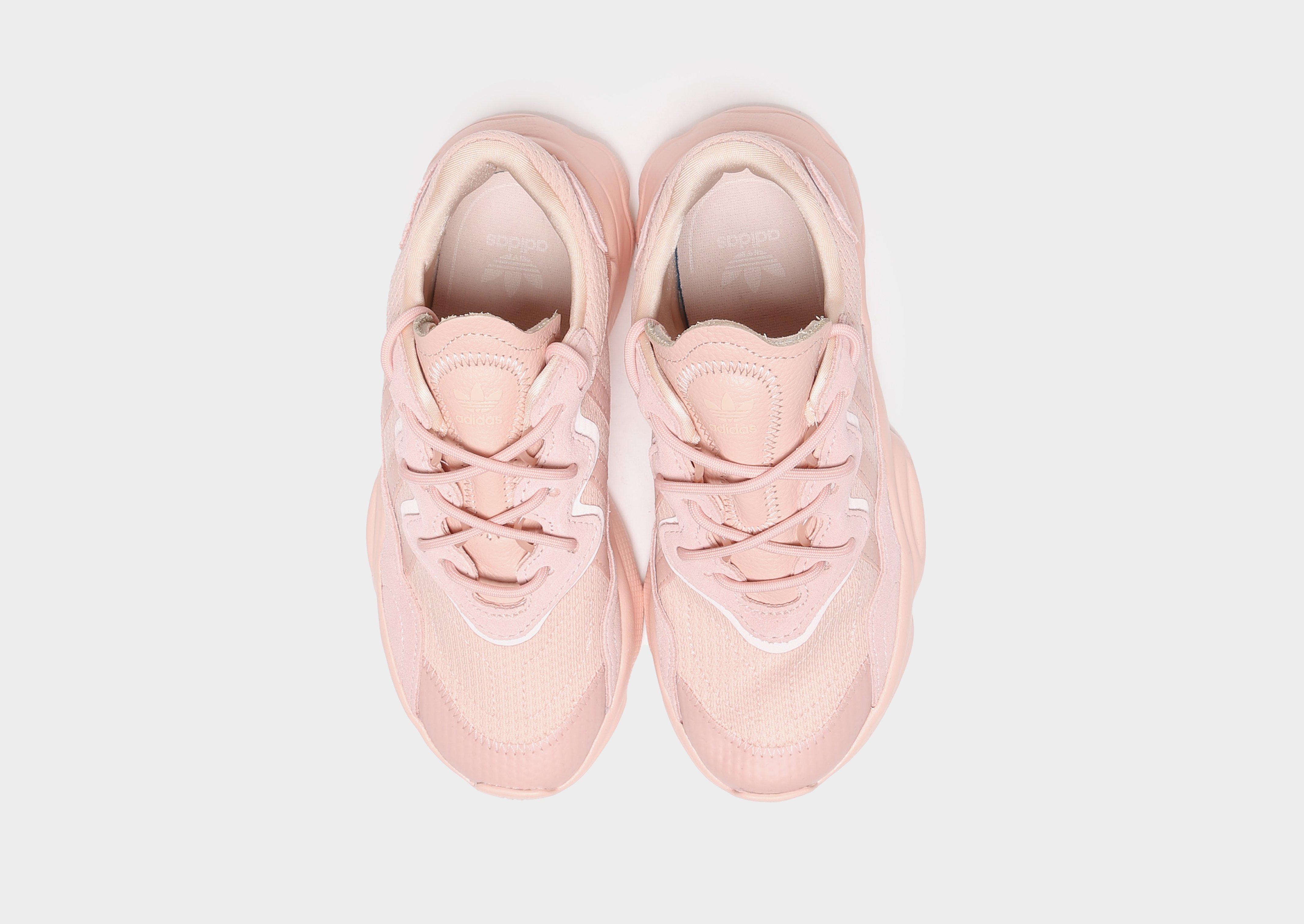 ozweego women's pink