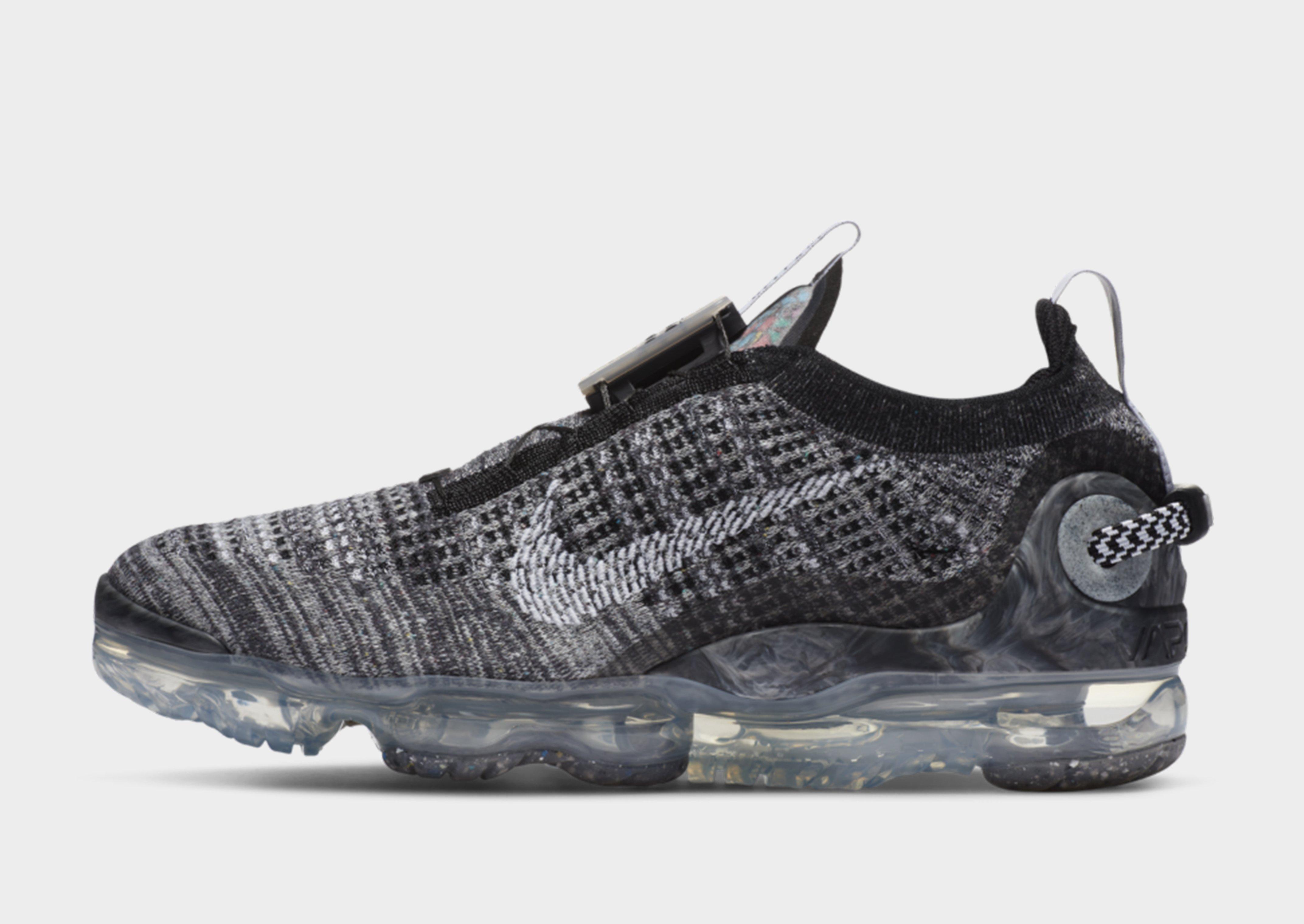 nike men's air vapormax 2020 flyknit reviews