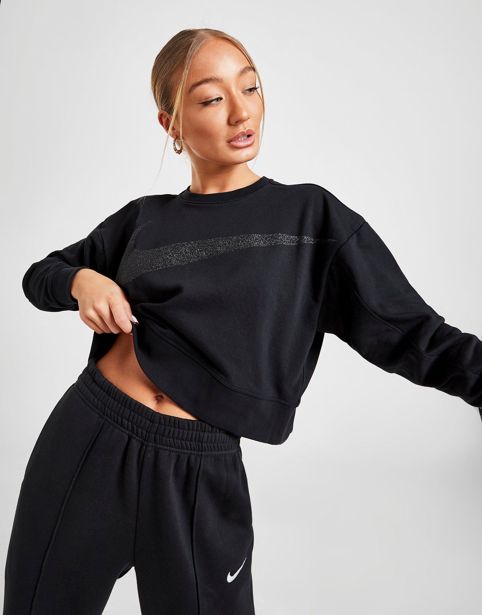 nike training sweater