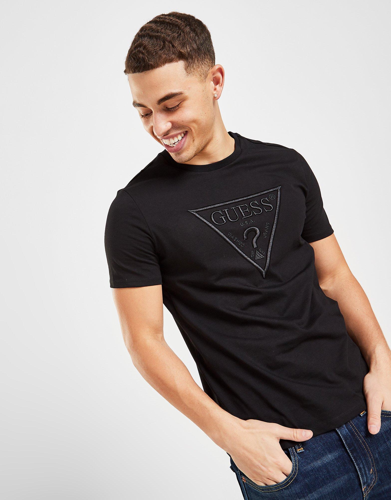 guess triangle logo t shirt