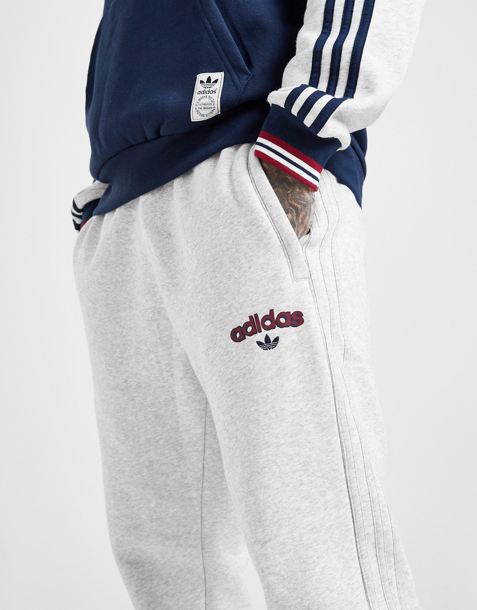 fleece joggers adidas