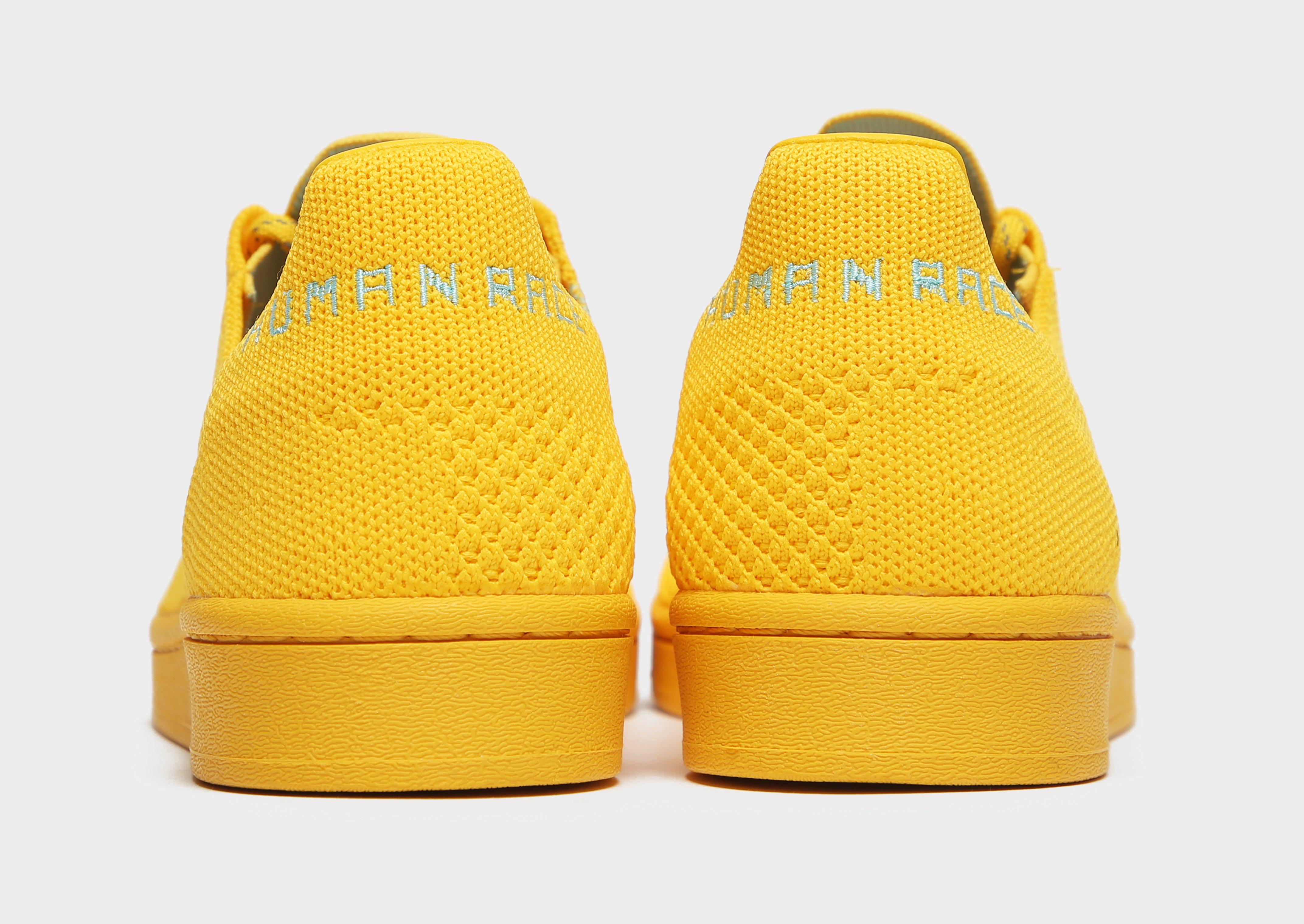 superstar primeknit yellow