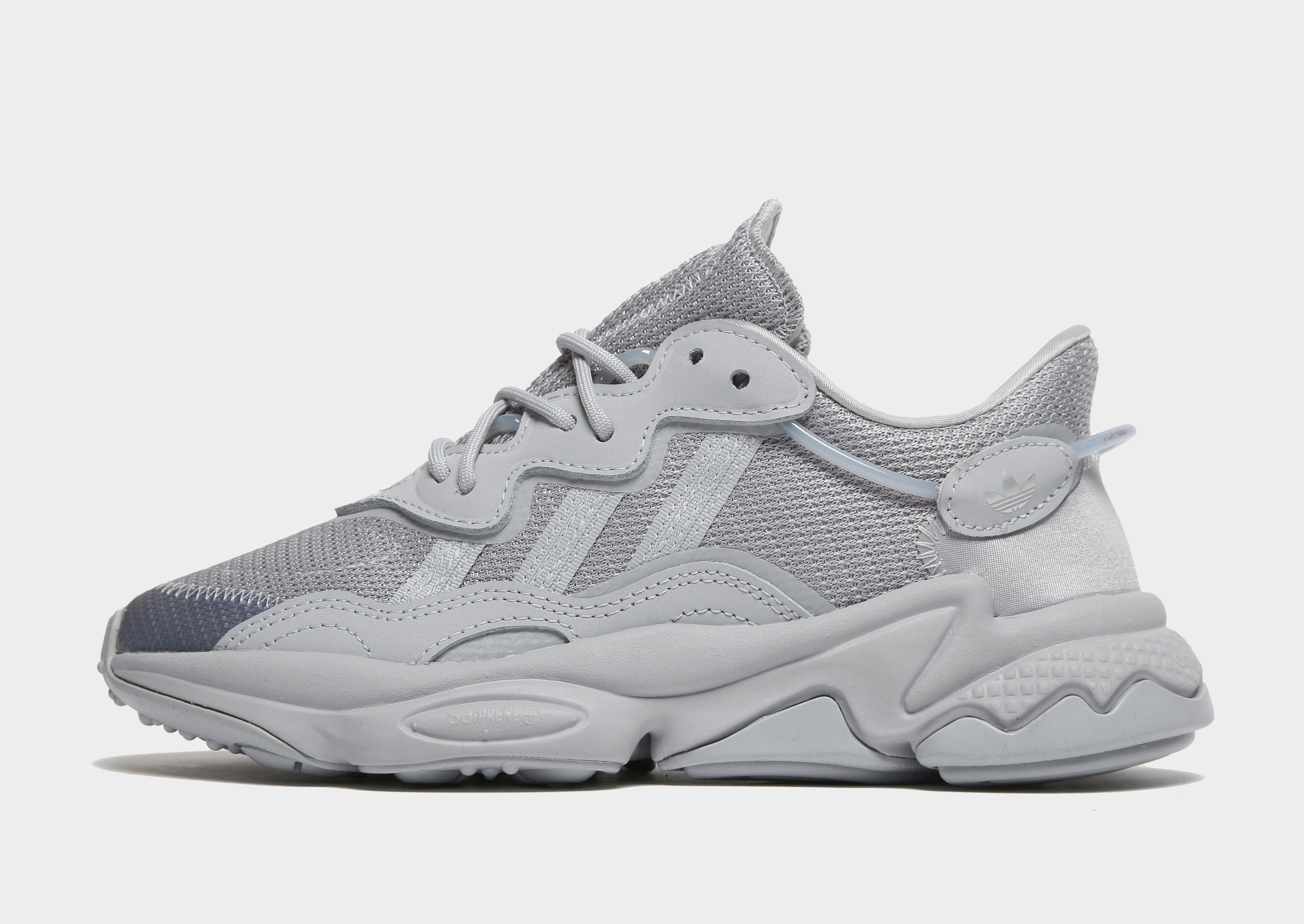 women's ozweego grey