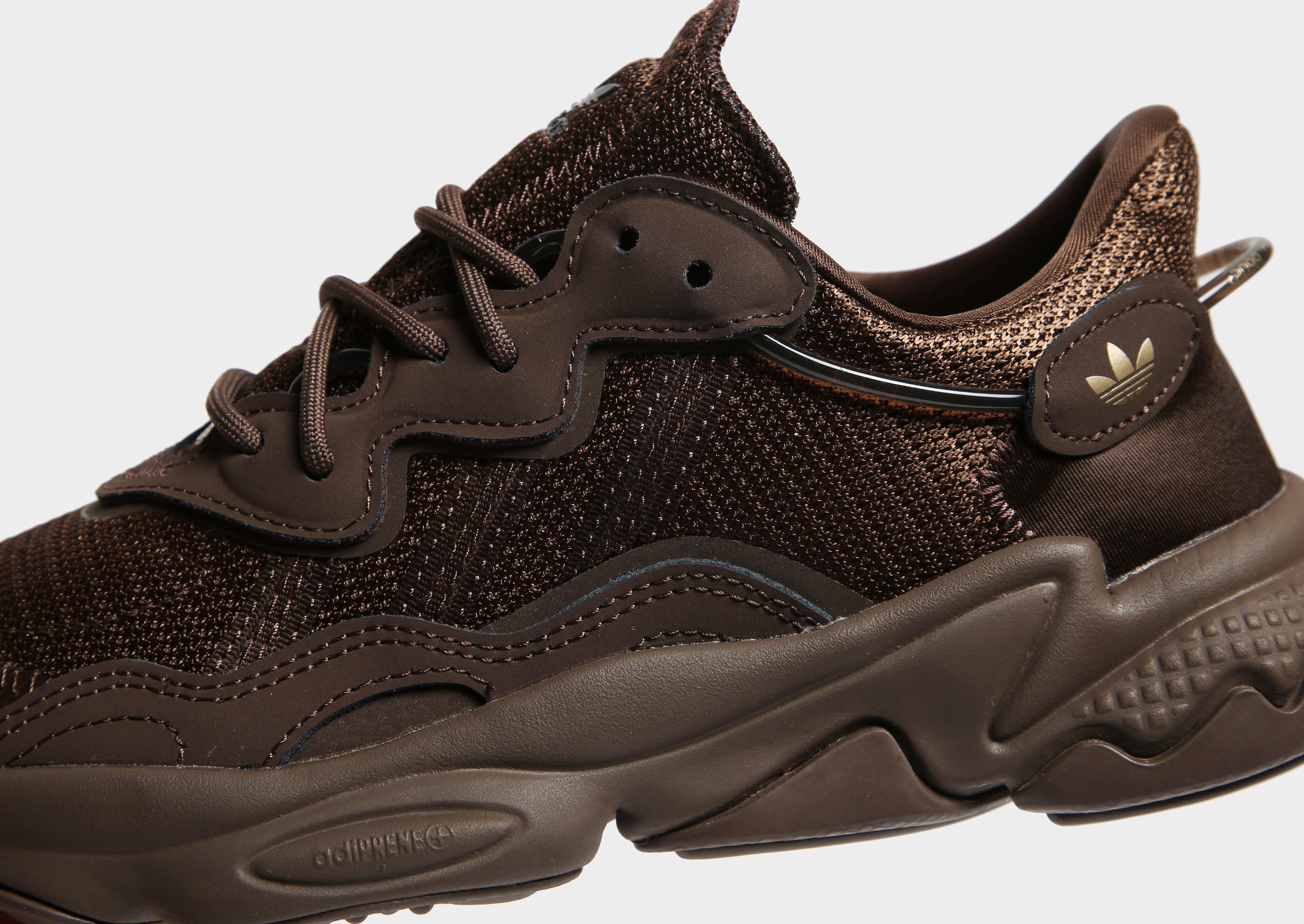 ozweego dark brown