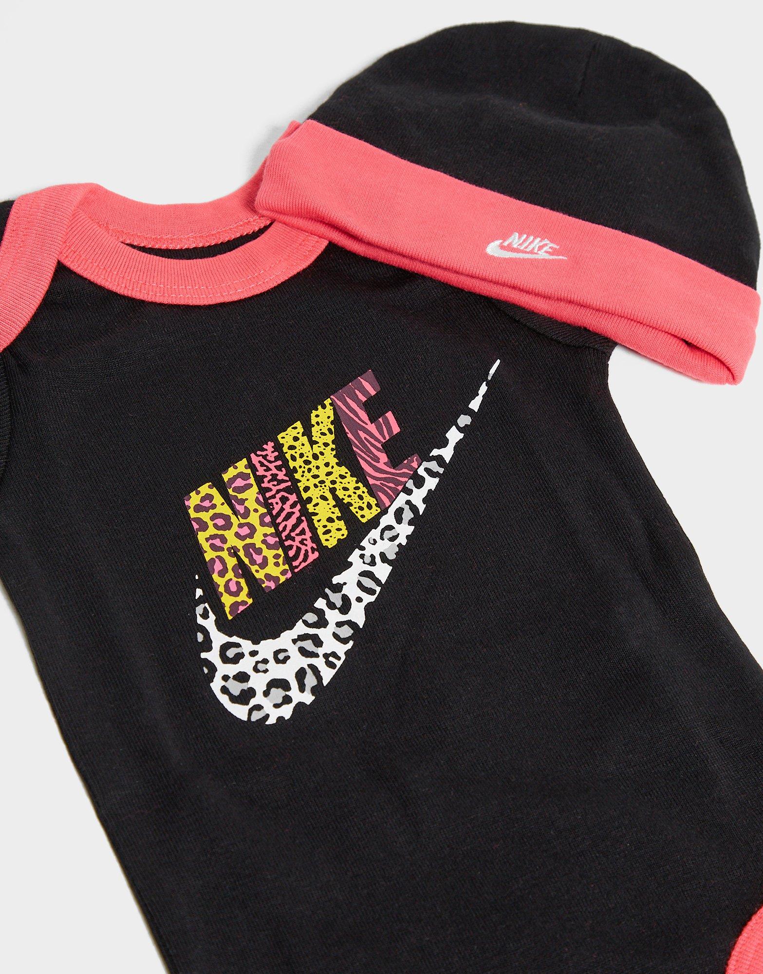 nike 3 piece futura logo set infant