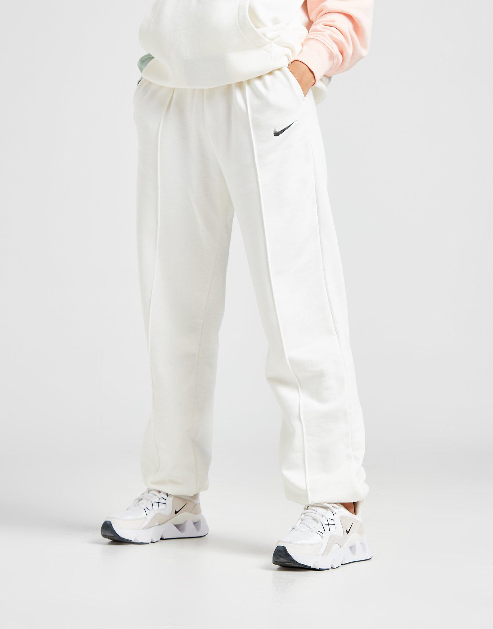 all white nike joggers