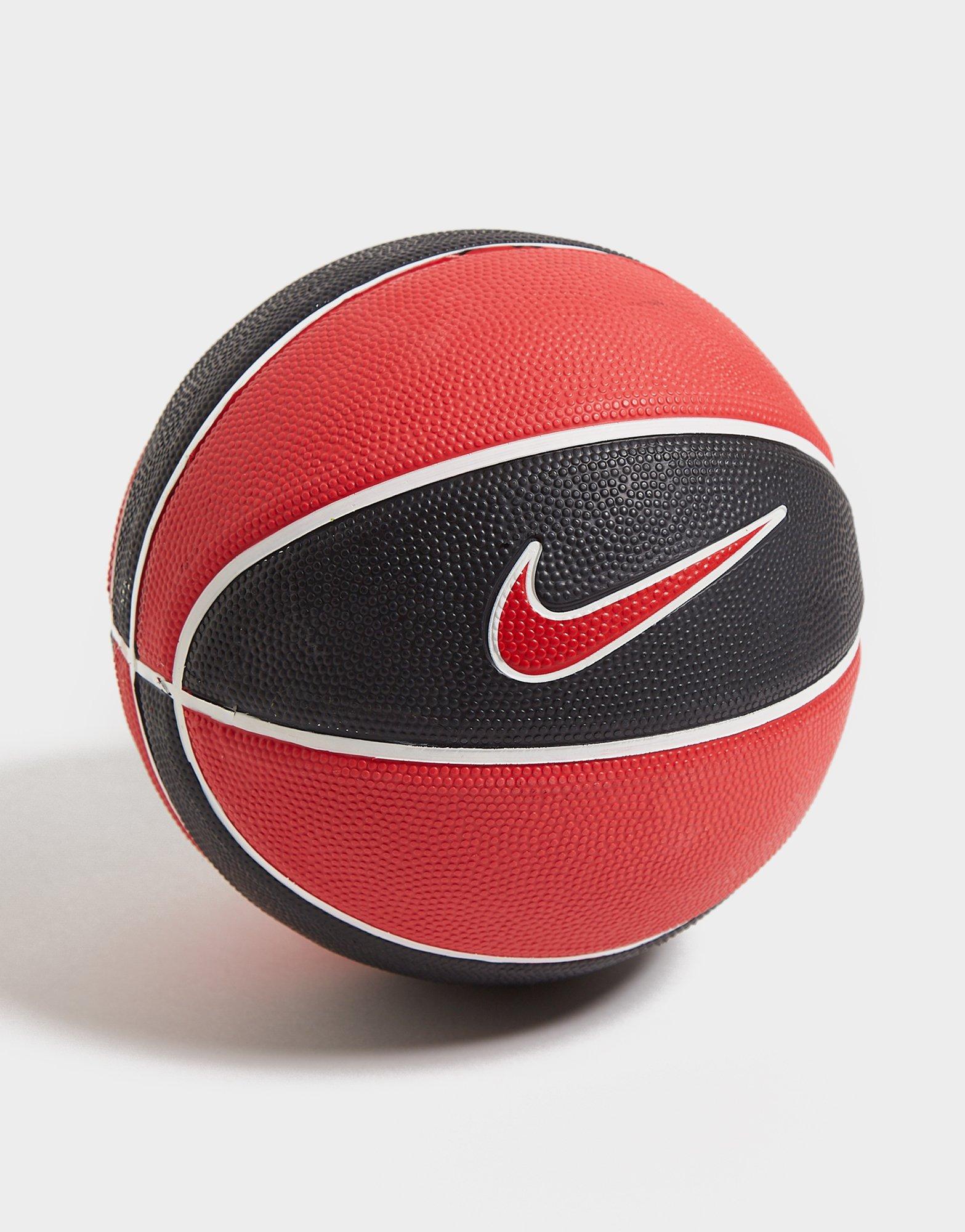 Nike Swoosh Skills Basketball Schwarz 