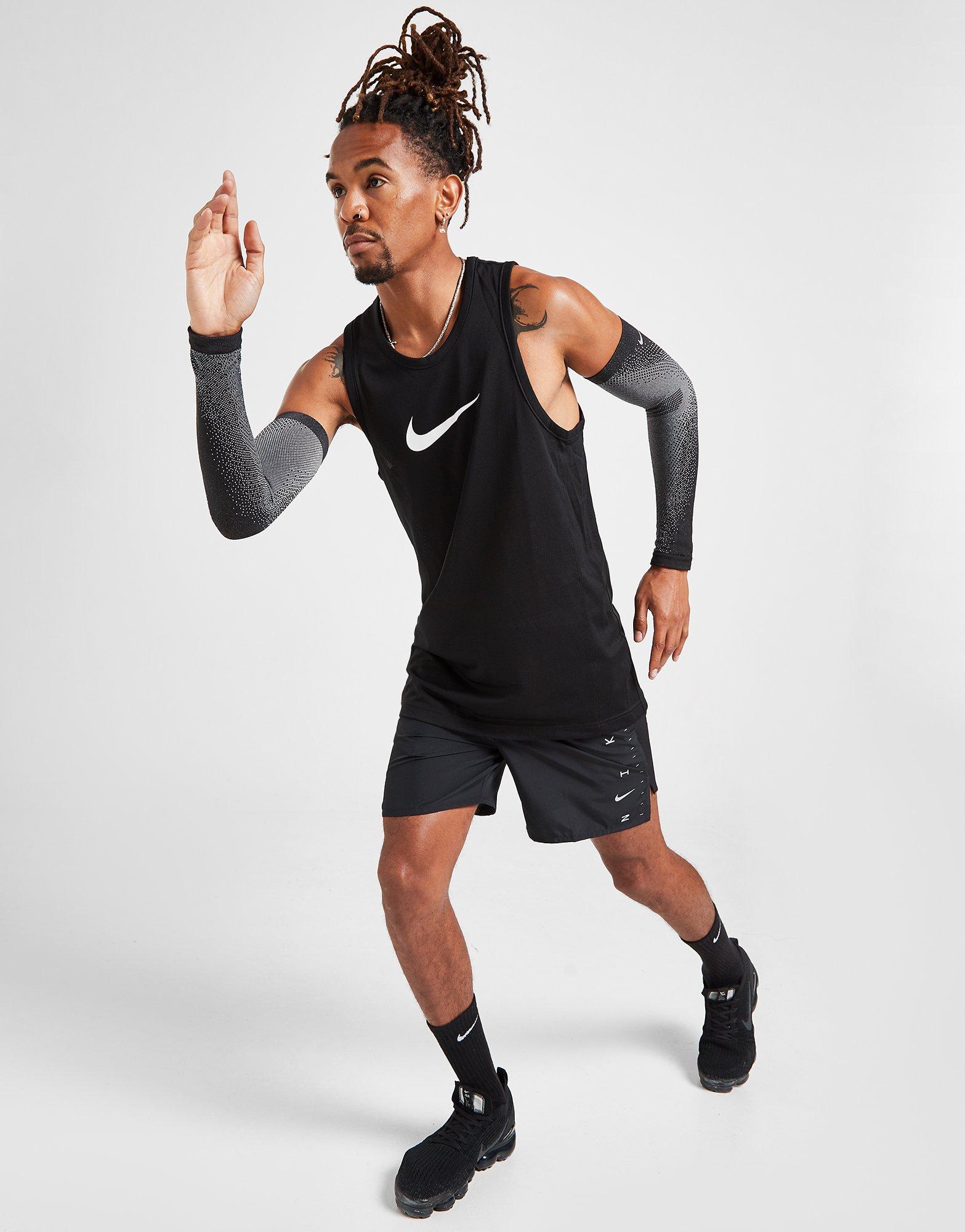 nike breaking 2 running sleeves