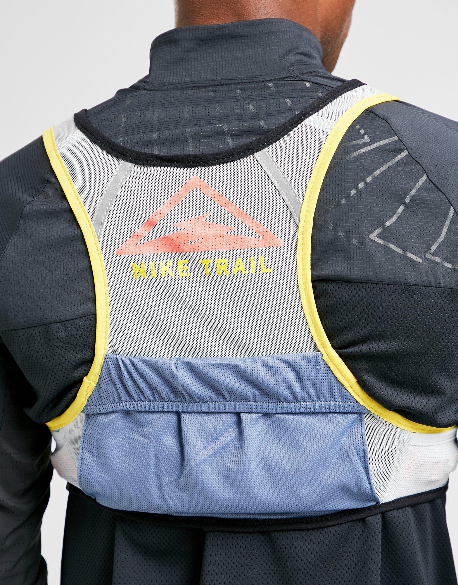 nike trail vest mens