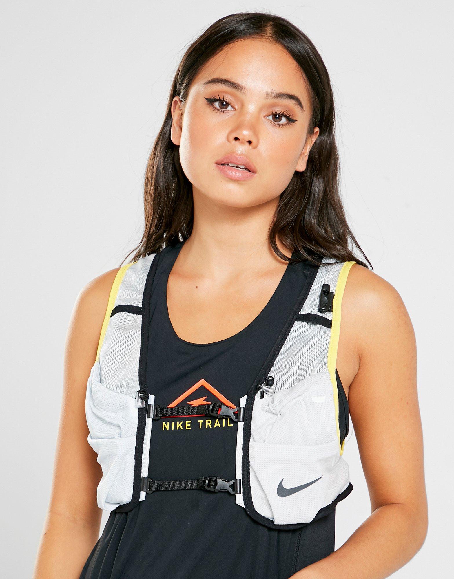 nike trail running vest