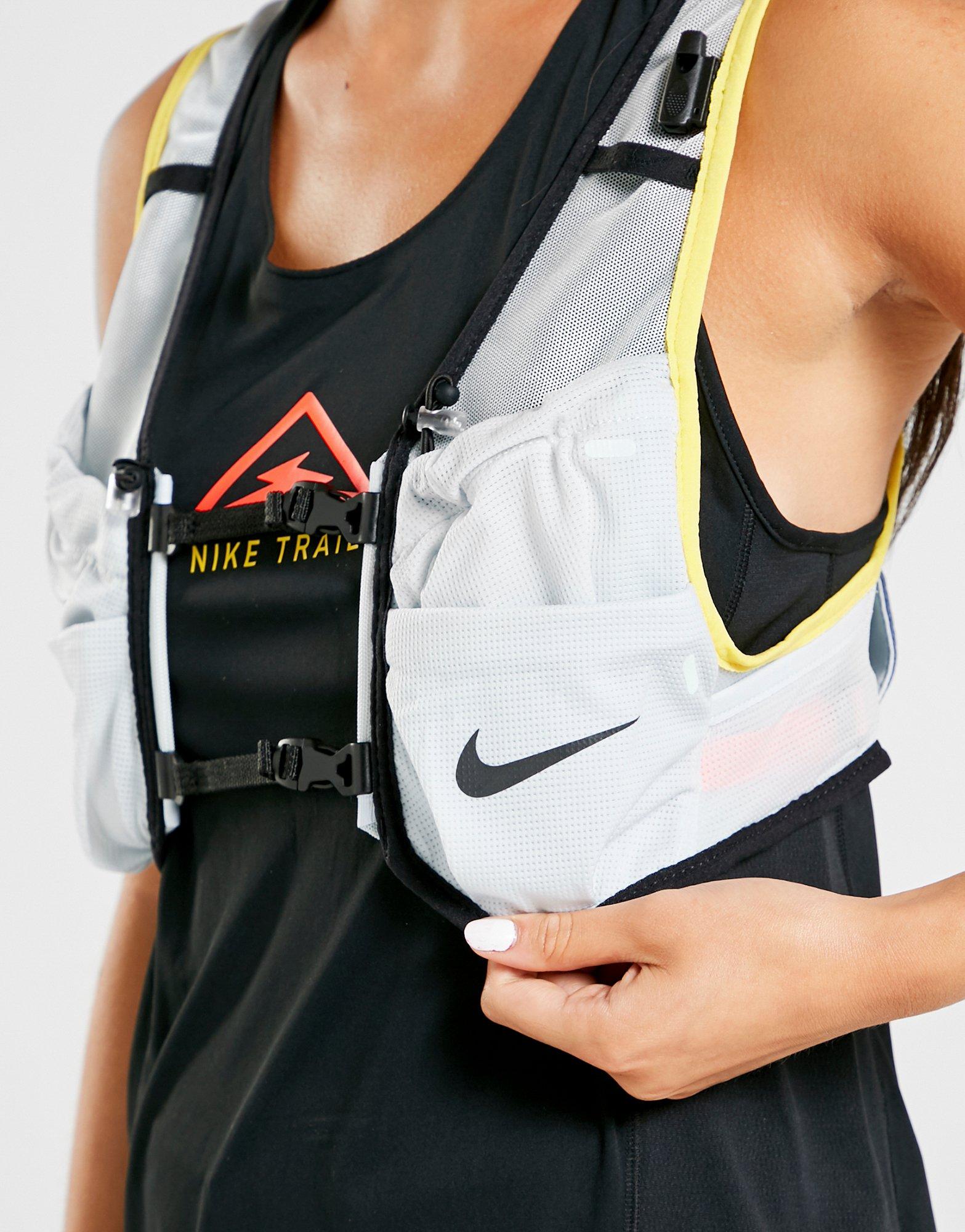 nike running trail vest