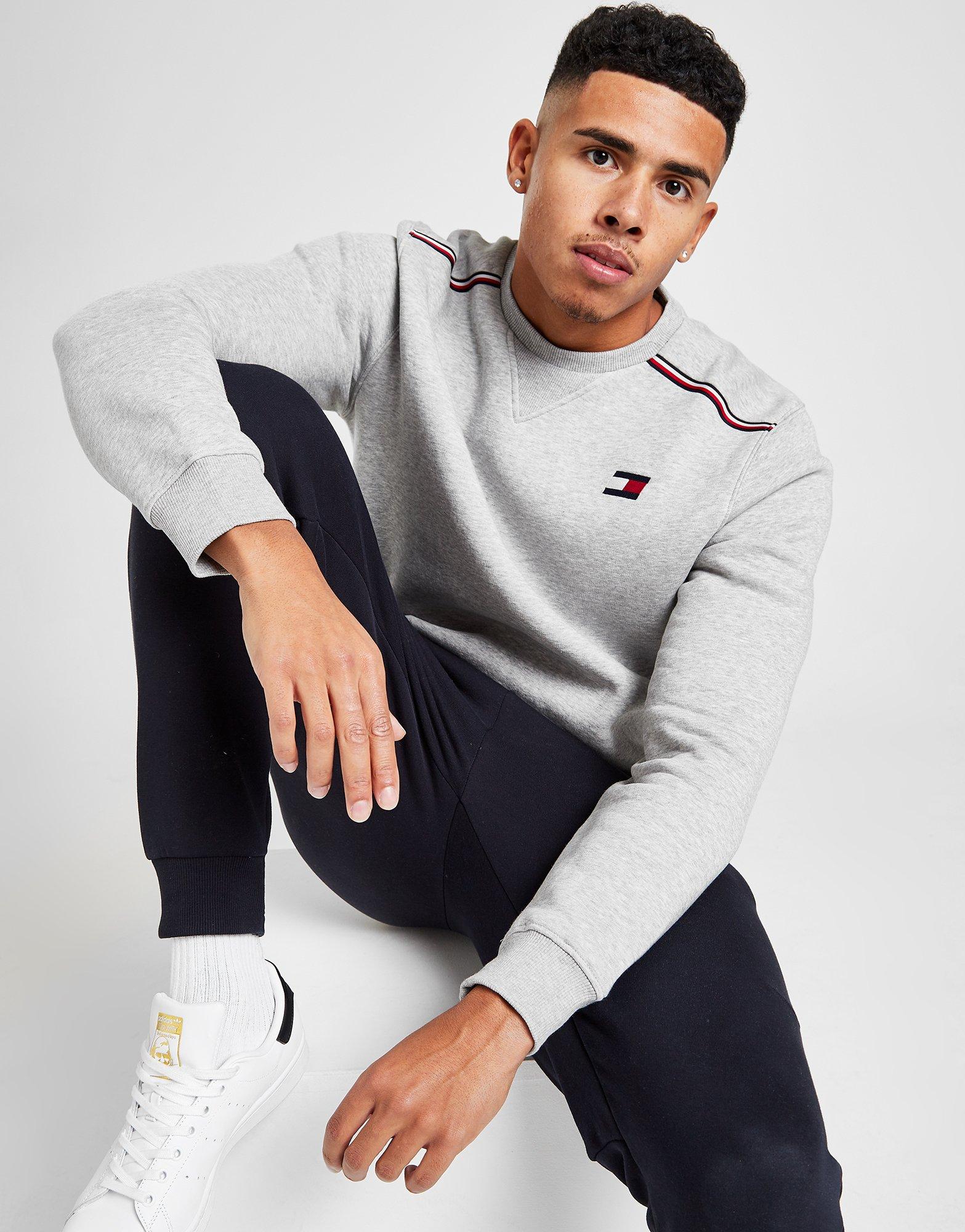 tommy jeans tape crew sweatshirt