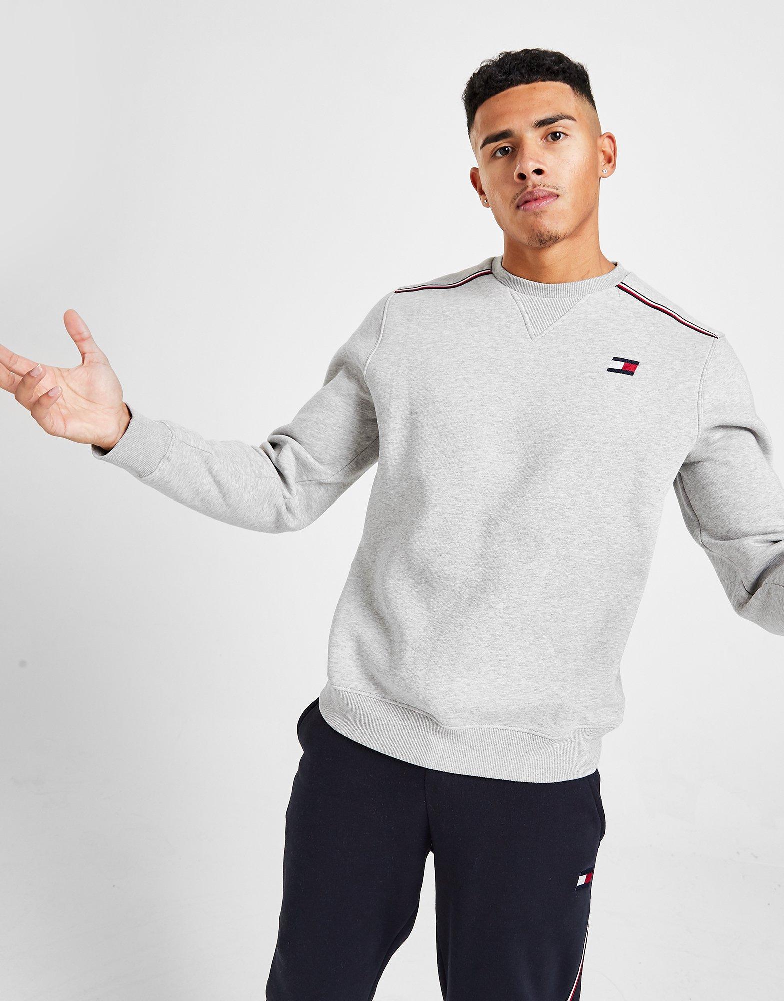 tommy jeans tape crew sweatshirt